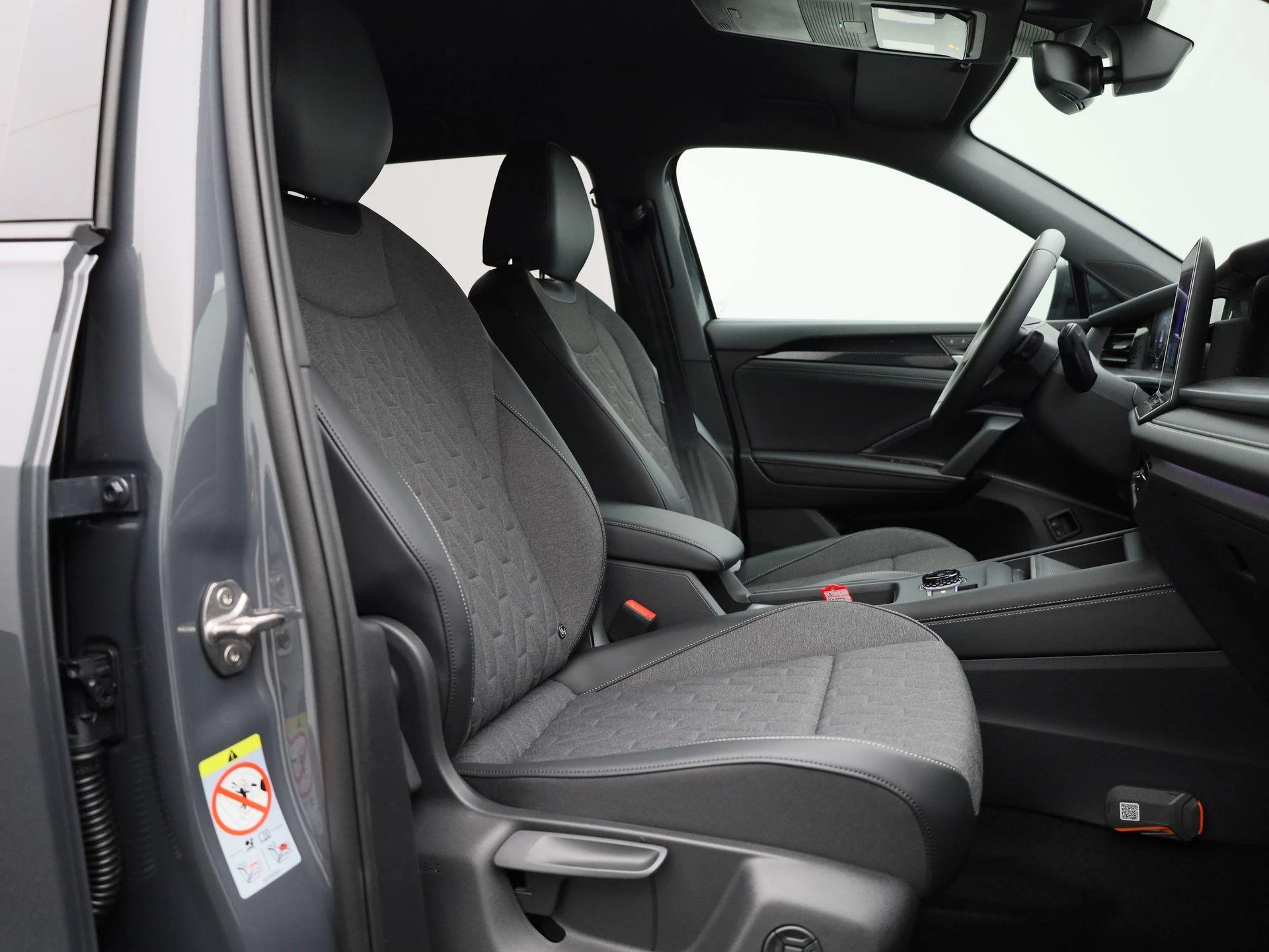 Volkswagen Tayron 1.5 eHybrid Life Edition 204PK