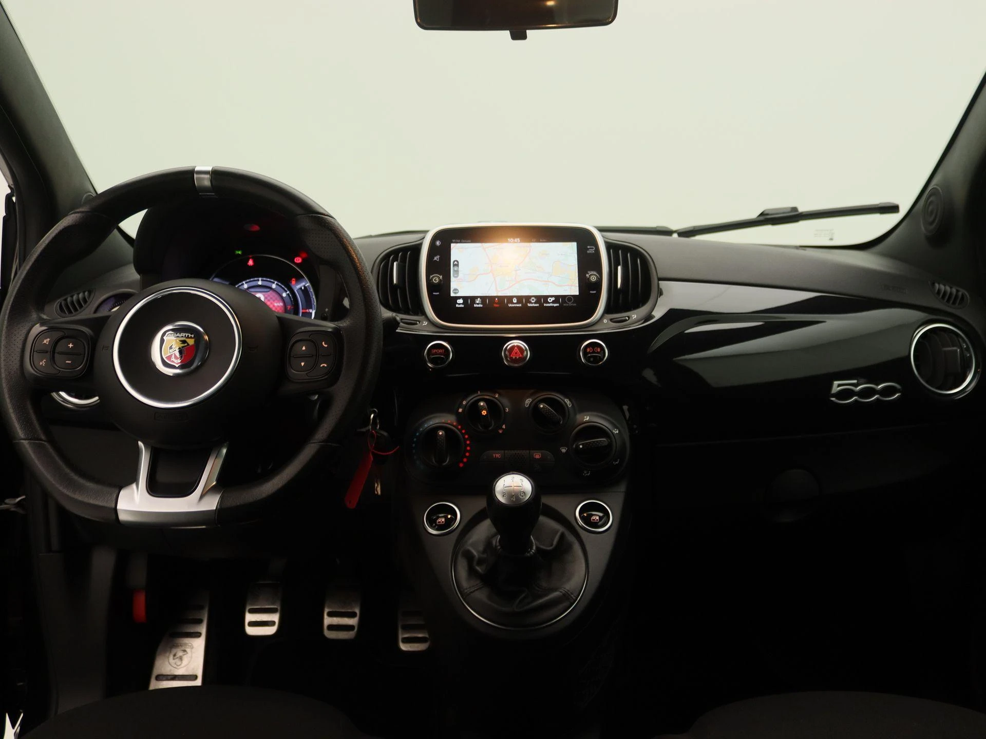 Fiat-500C-image-7