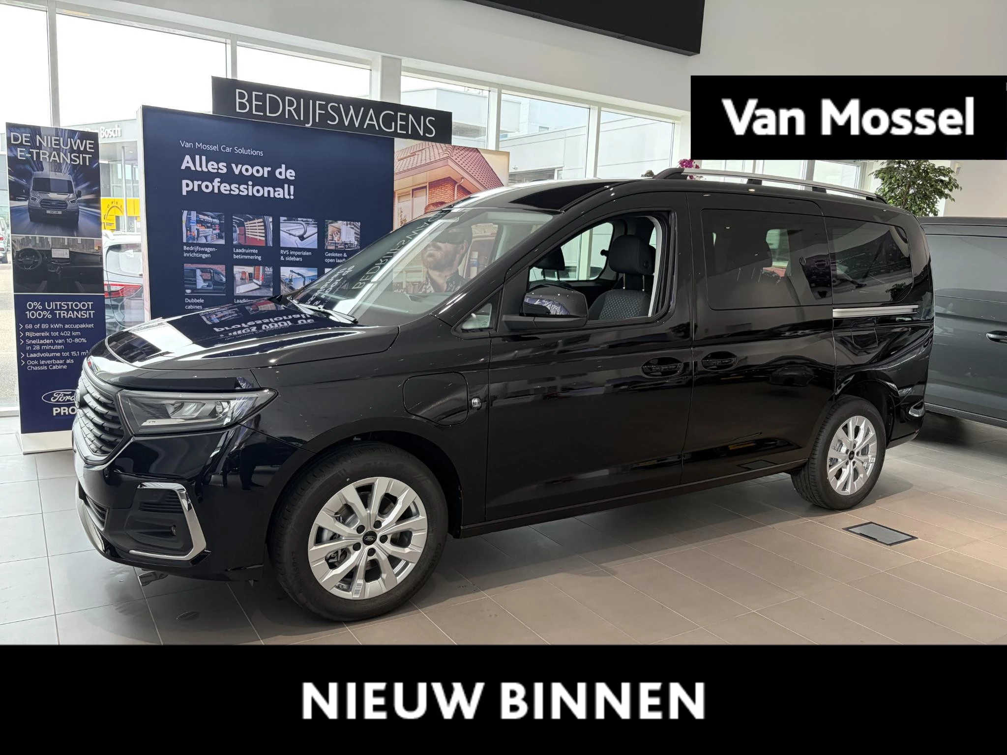 Ford-Transit Connect-image-0