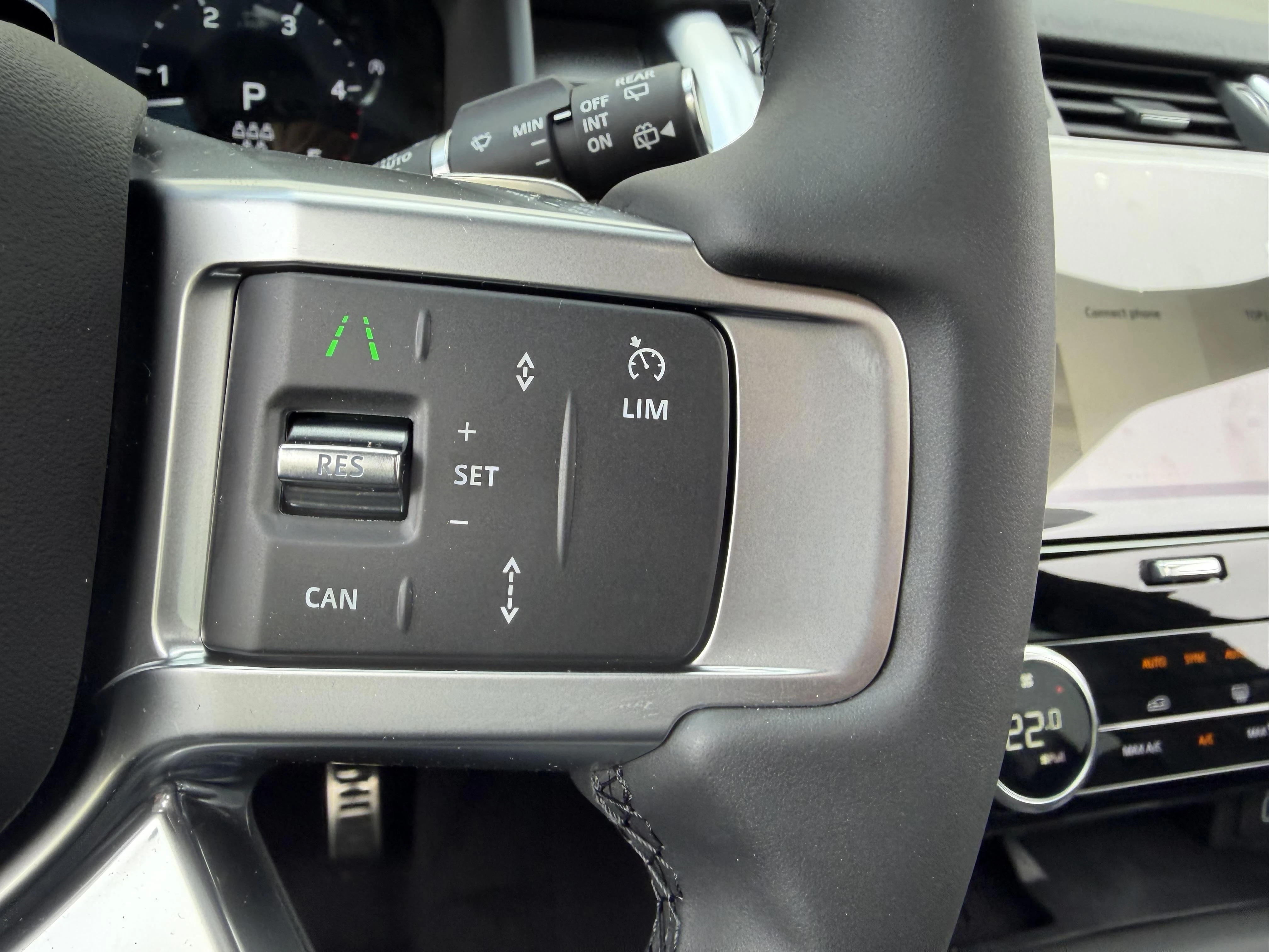 Land Rover-Discovery-image-18