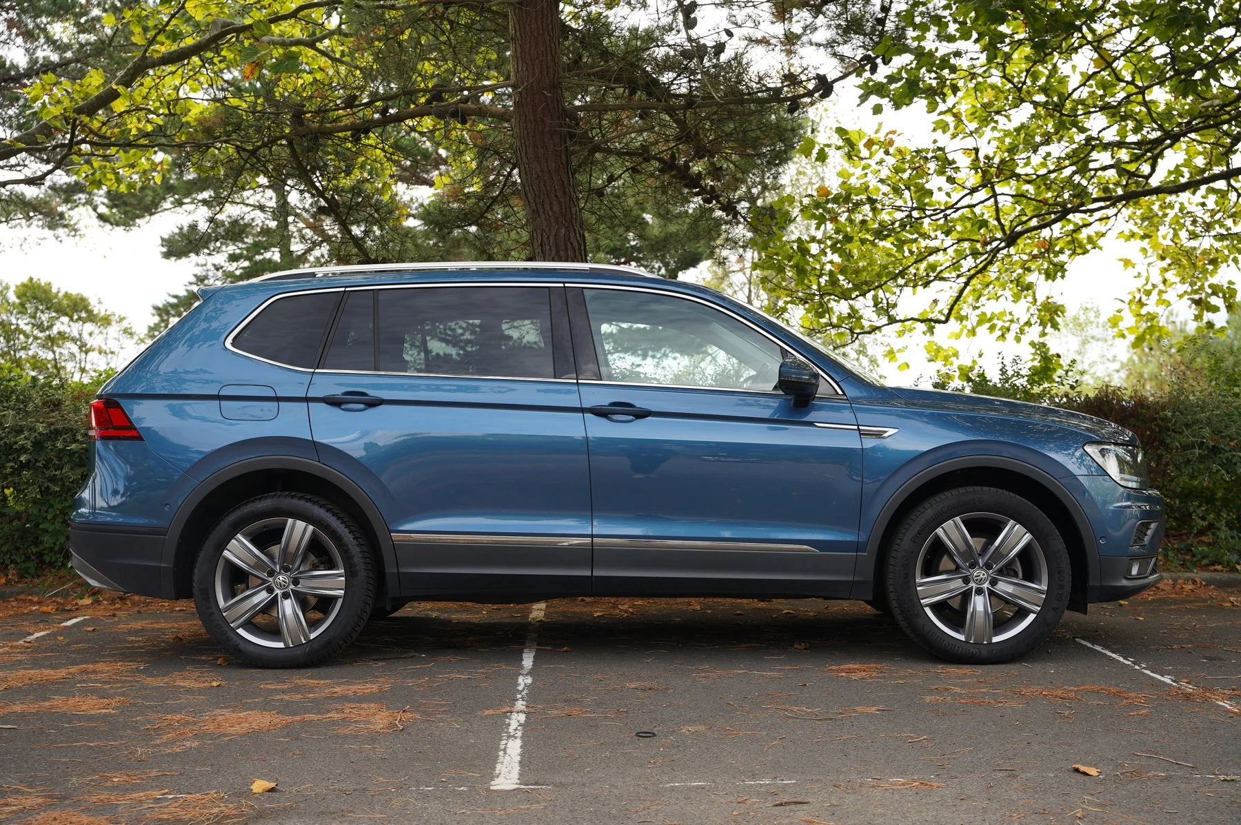 Volkswagen-Tiguan Allspace-image-3