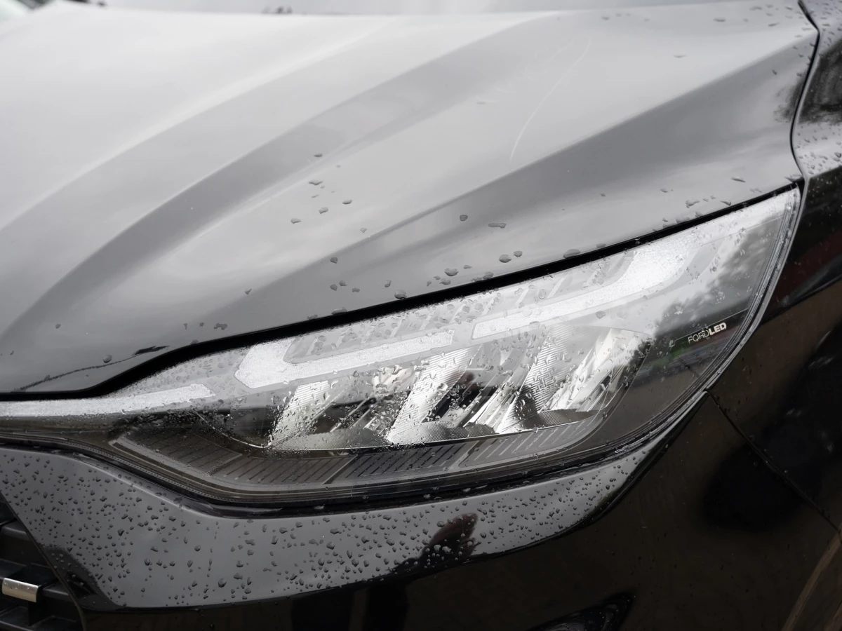 Ford-Tourneo Custom-image-19