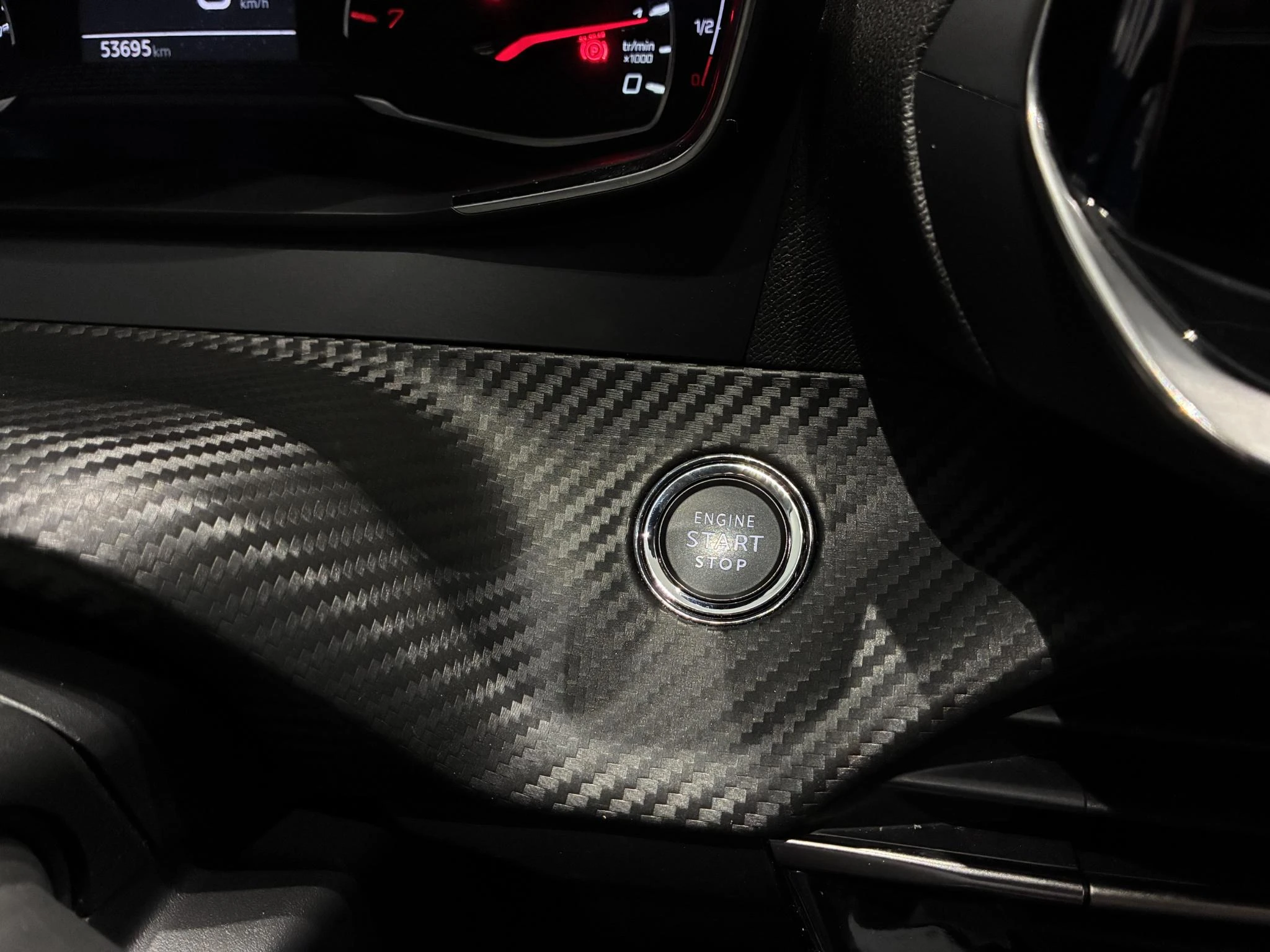 Peugeot-208-image-15