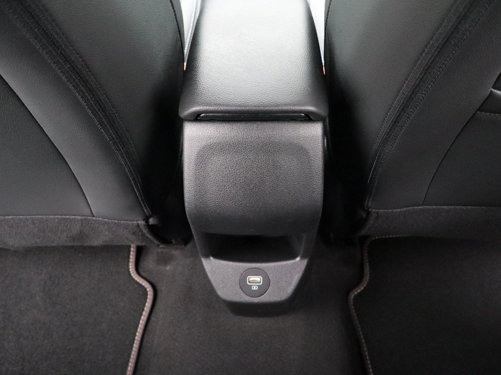Hyundai-i20-image-38