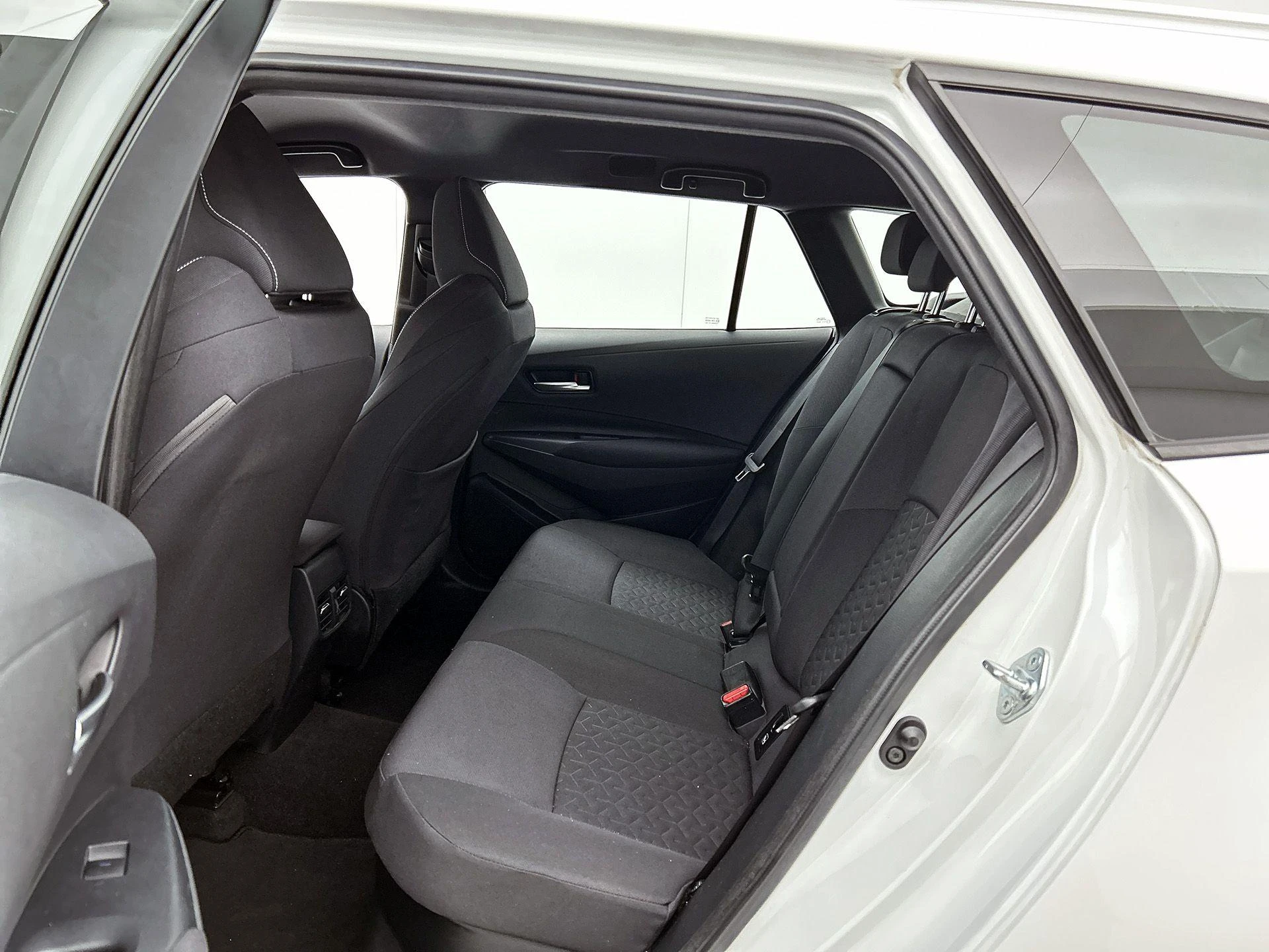 Toyota-Corolla Touring Sports-image-10