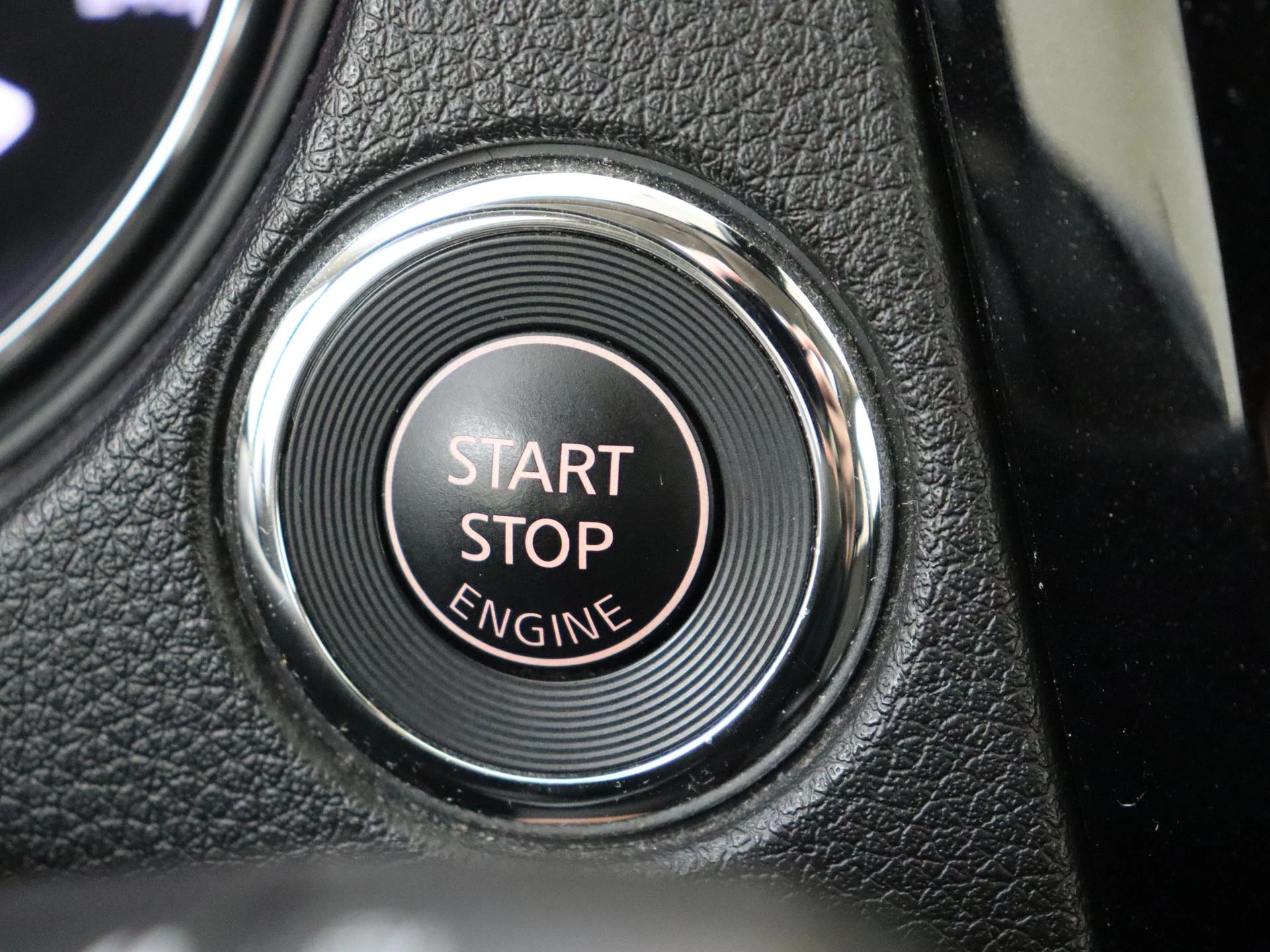 Nissan-X-Trail-image-19