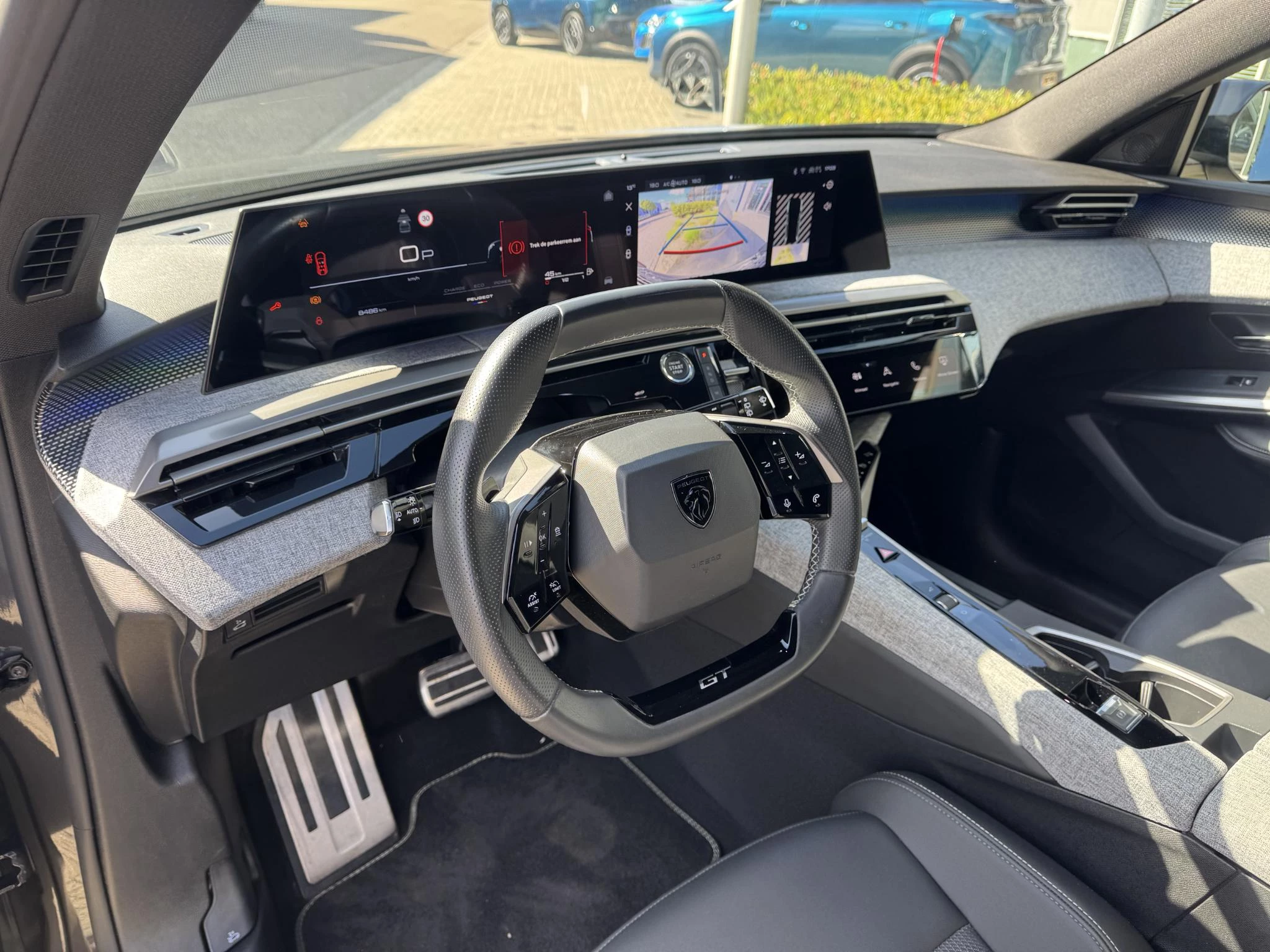 Peugeot-5008-image-18