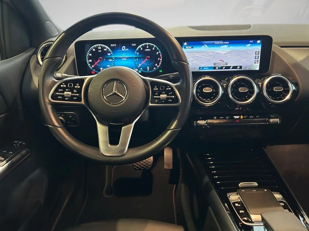 Mercedes-Benz-B-Klasse 220-image-9
