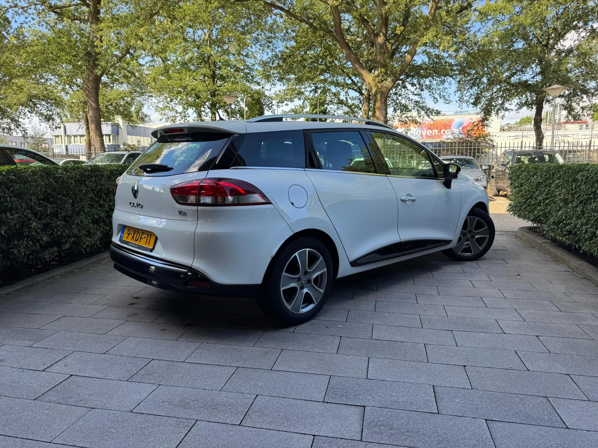Renault-Clio-image-1