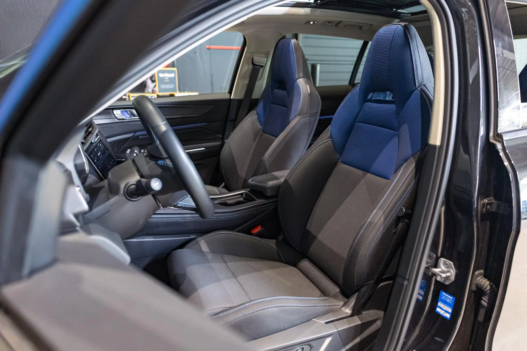 Lynk & Co-01-image-25