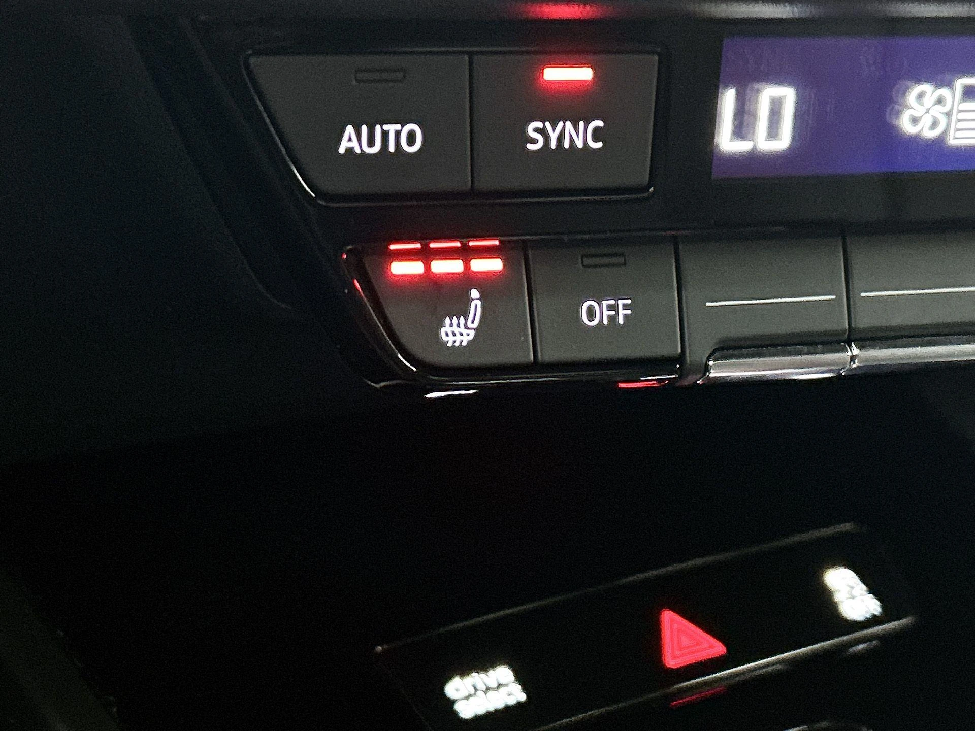 Audi-Q4 e-tron-image-26