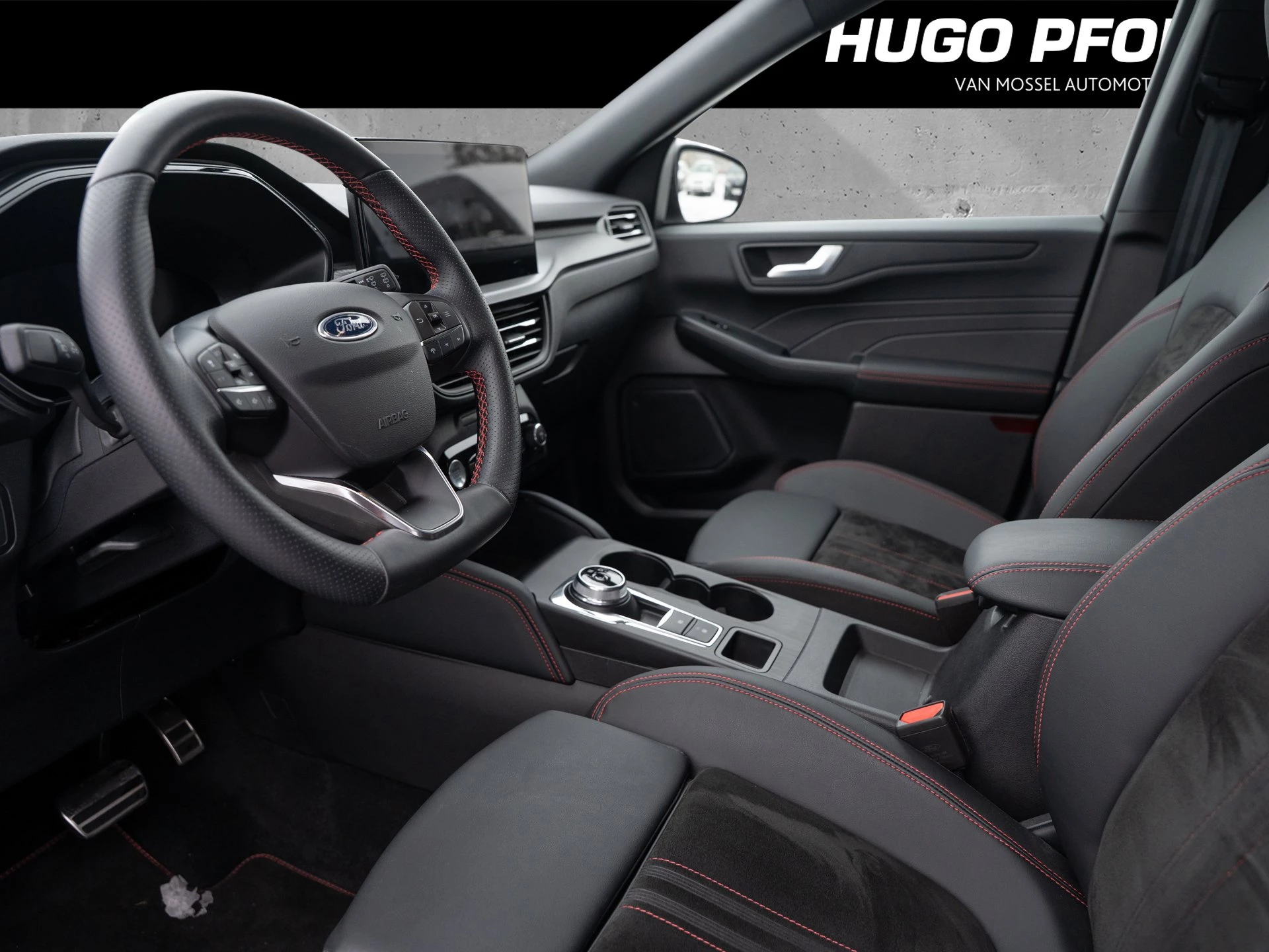 Ford Kuga ST-Line X Aut.*PANO*AHK*360GRAD*LED-MATRIX*NAVI*GRA*WINTER-PKT..