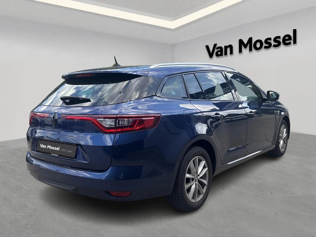 Renault-Mégane Grand Tour-image-3
