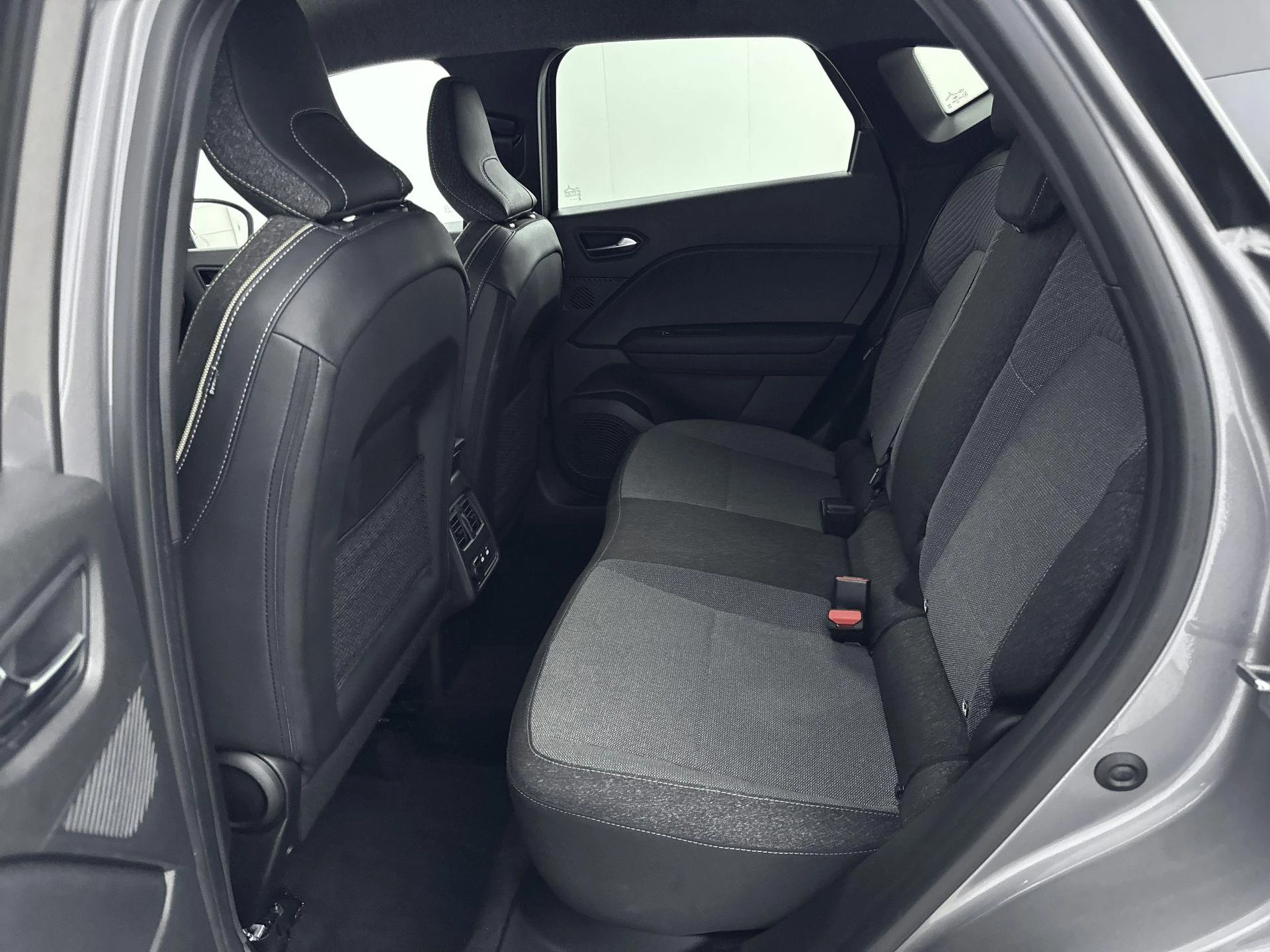 Renault-Captur-image-24