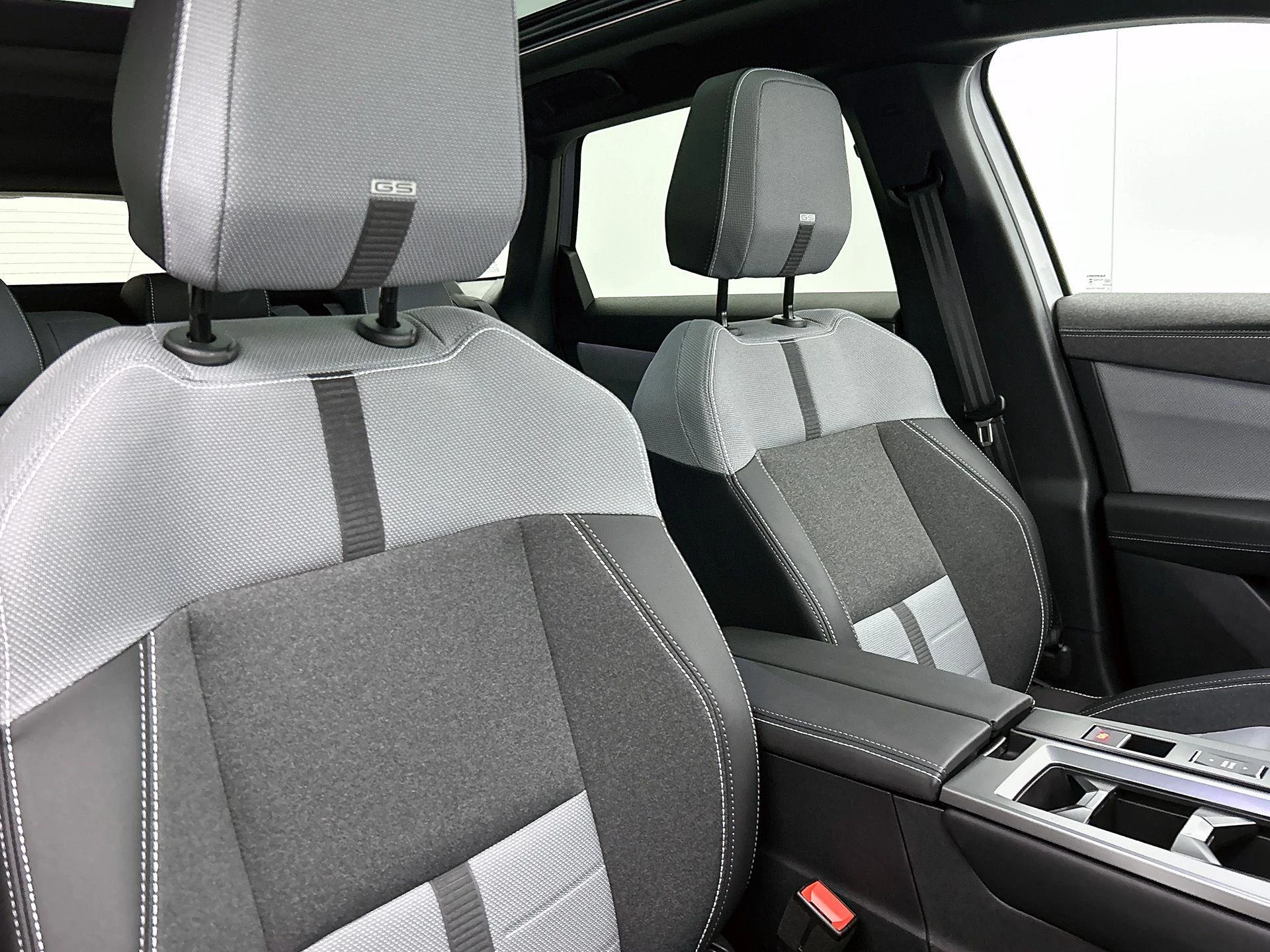 Opel-Grandland-image-29