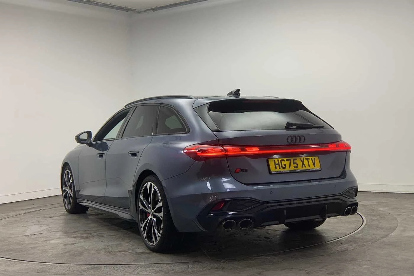 Audi-S5-image-2