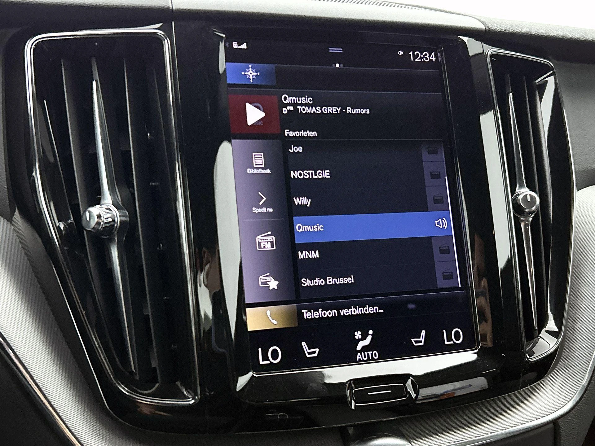 Volvo XC60 2.0 B5 R-Design