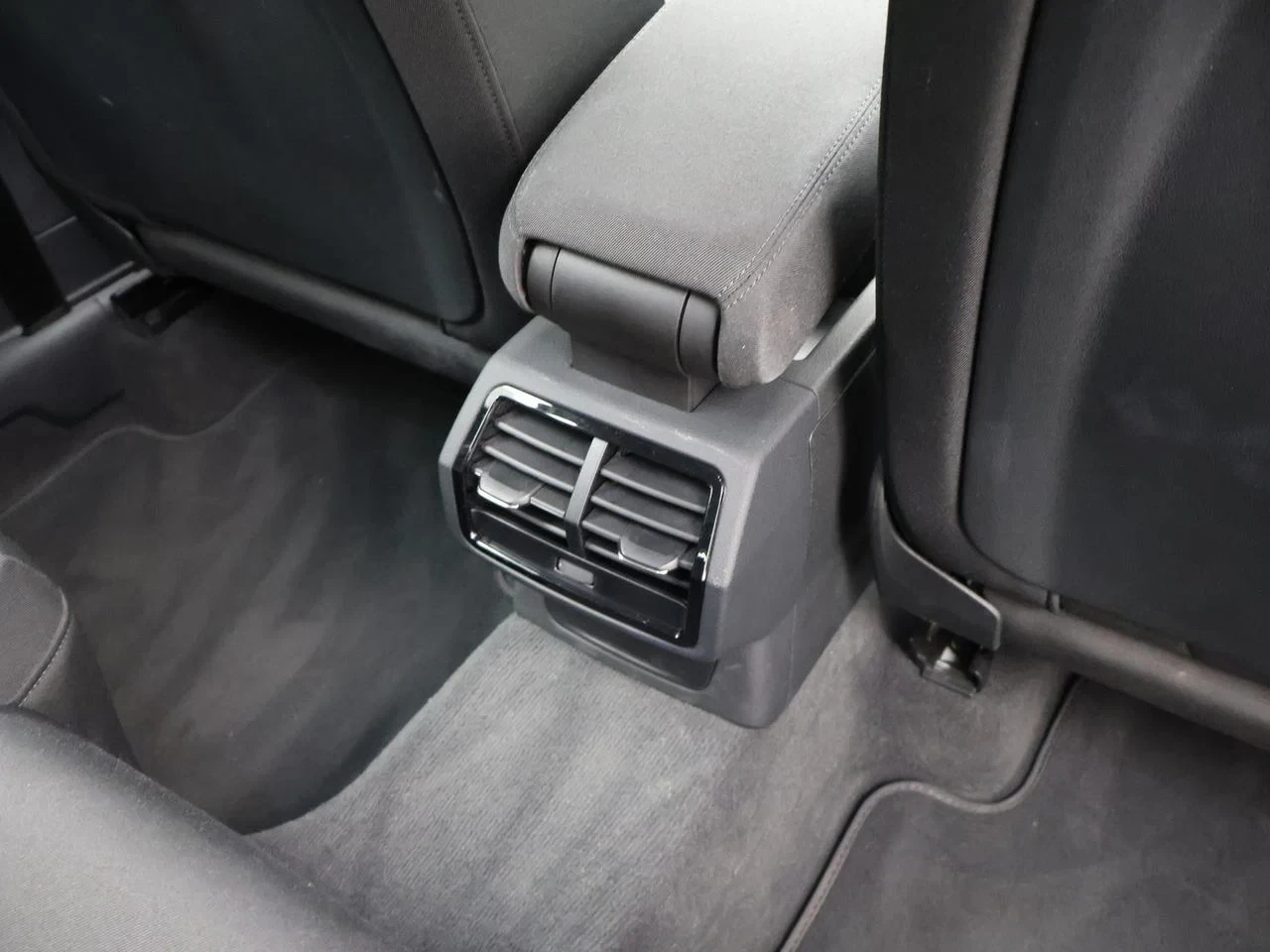 Audi-Q3-image-10