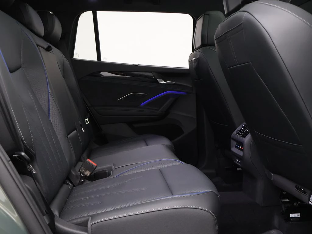 Volkswagen Tayron eHybrid Tayron R-Line Business Premium 1.5TSI eHybrid 177 pk DSG / DEMO