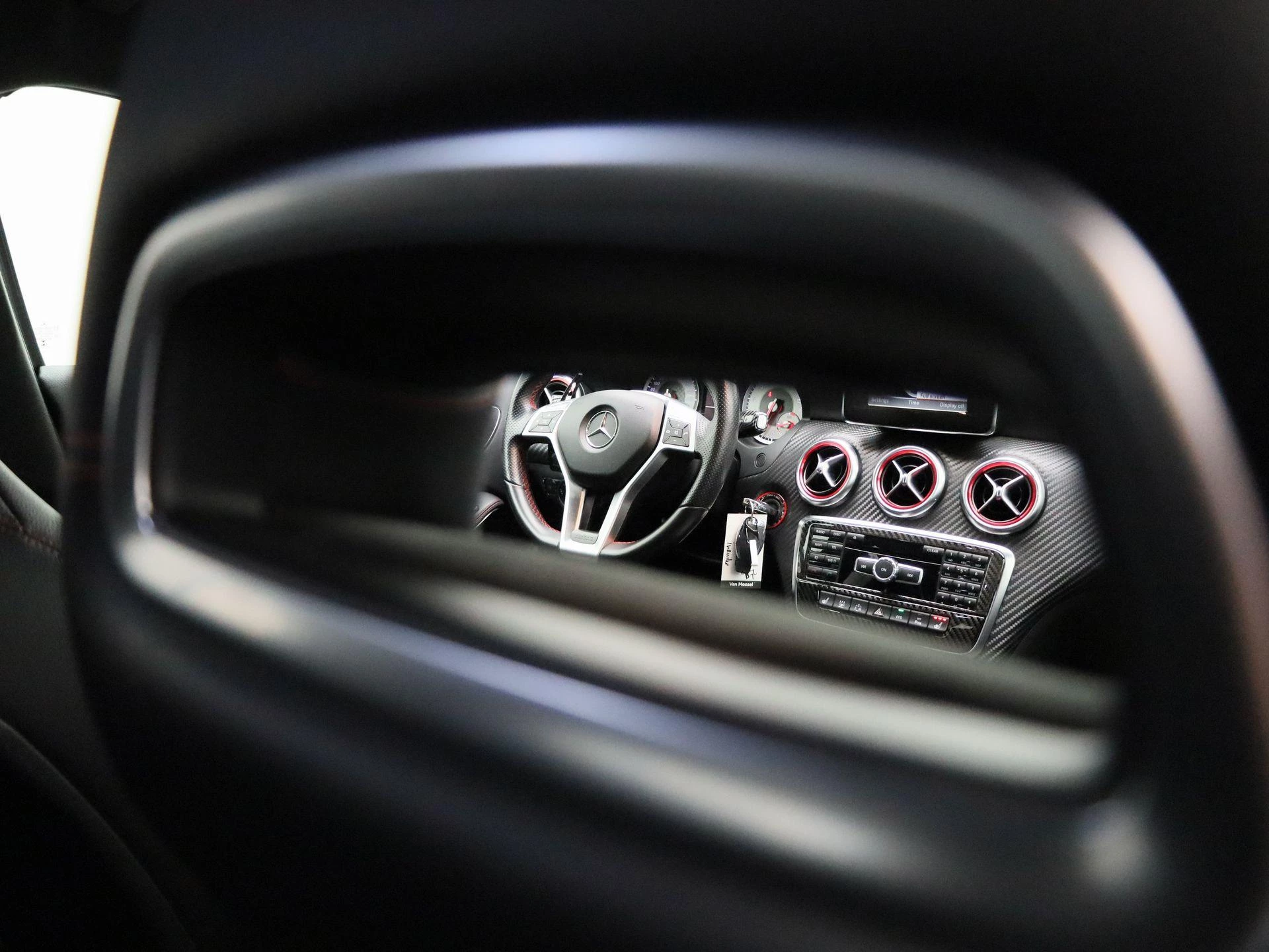Mercedes-Benz-A-Klasse-image-41