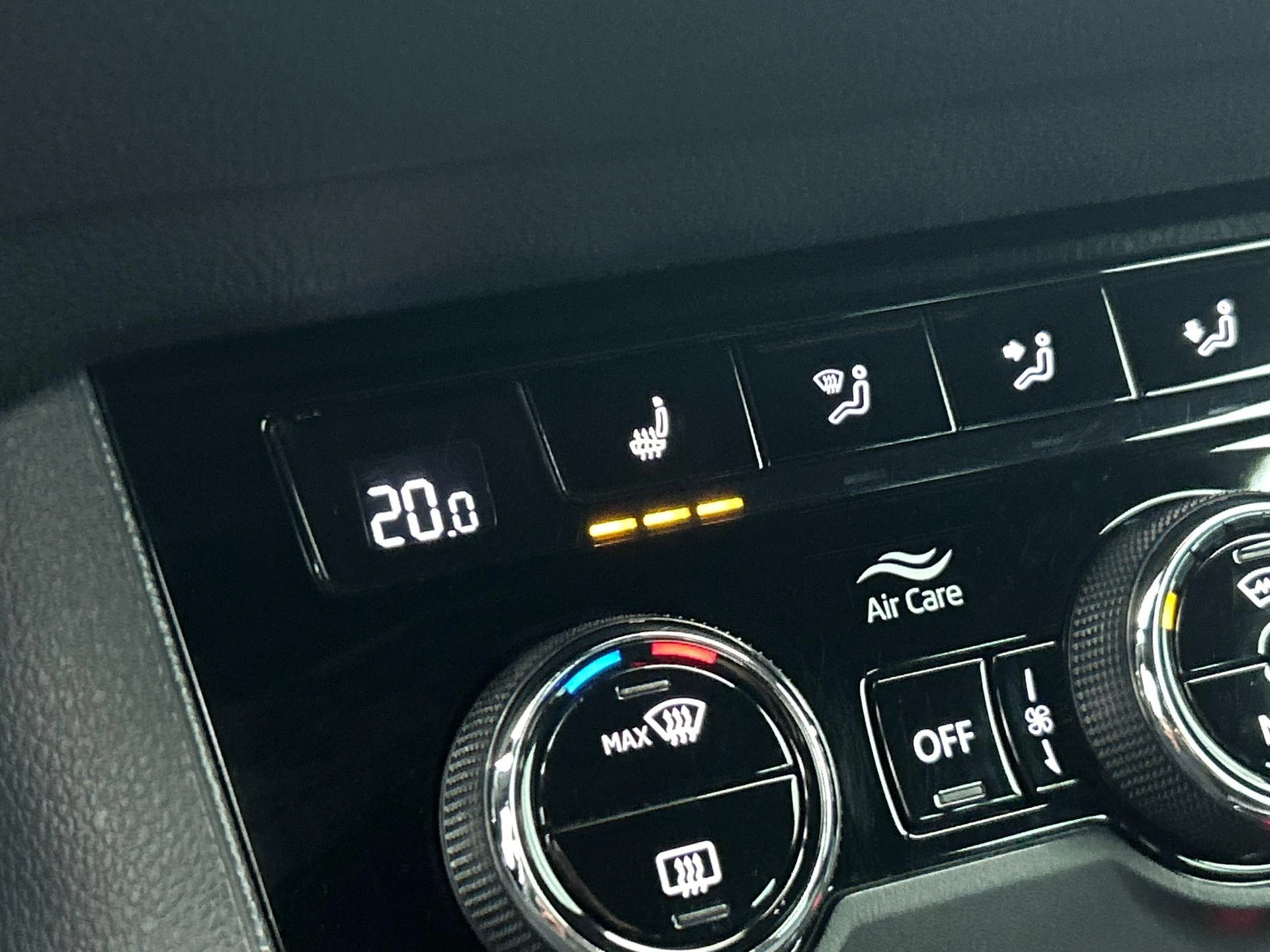 Škoda Karoq 1.5 TSI ACT Sportline Business