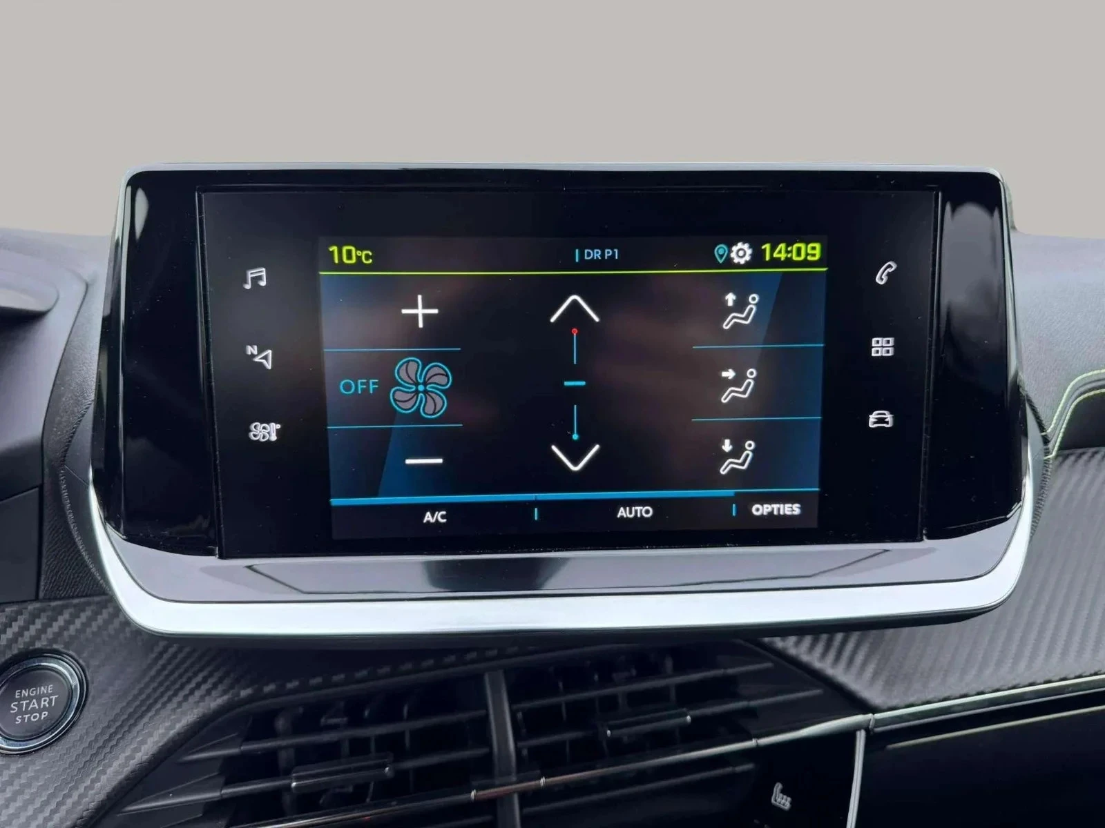 Peugeot-e-208-image-13