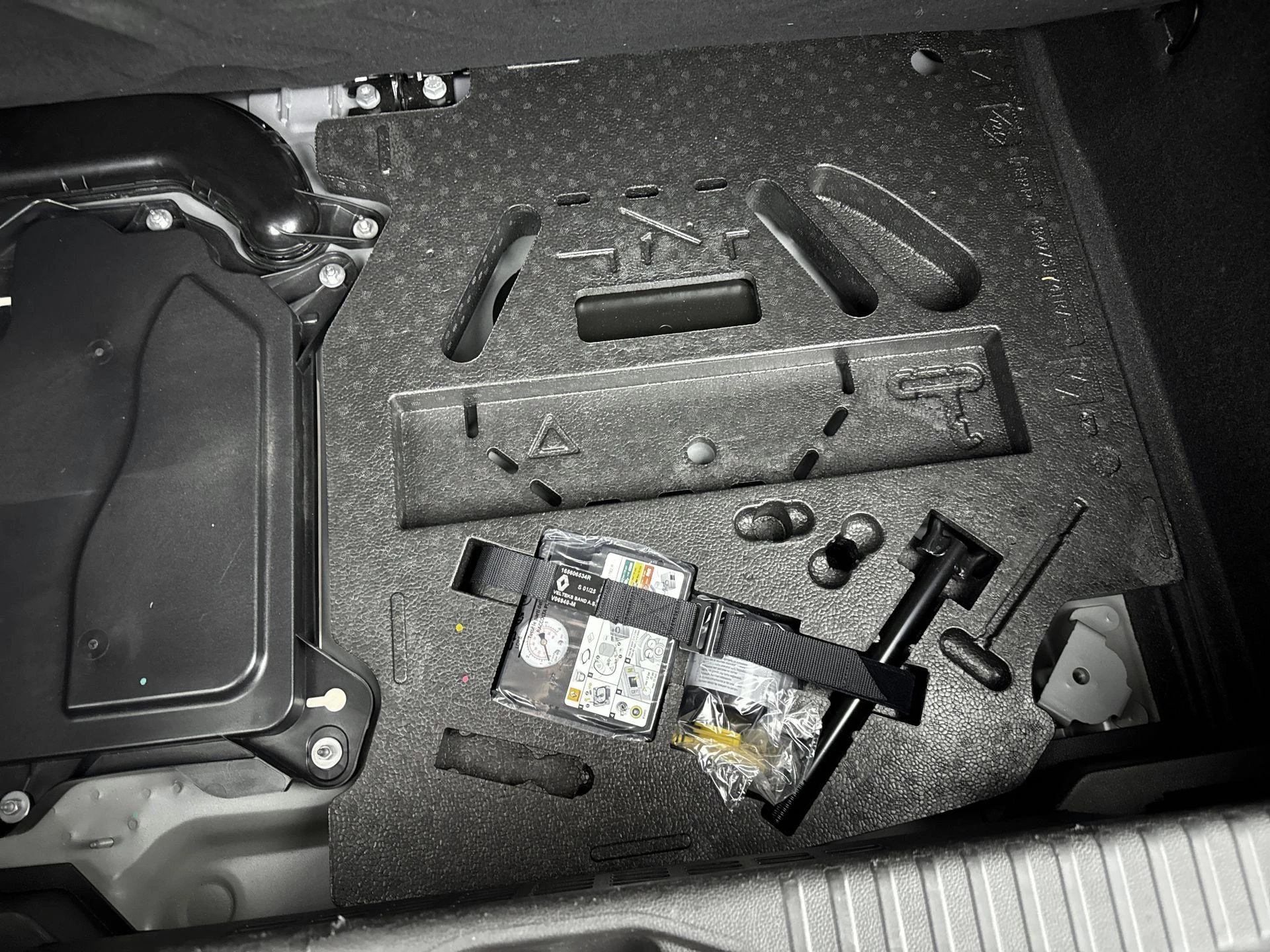 Renault-Clio-image-31