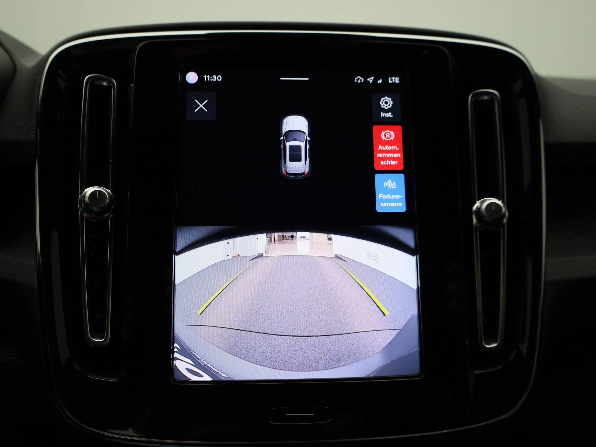Volvo-XC40-image-24