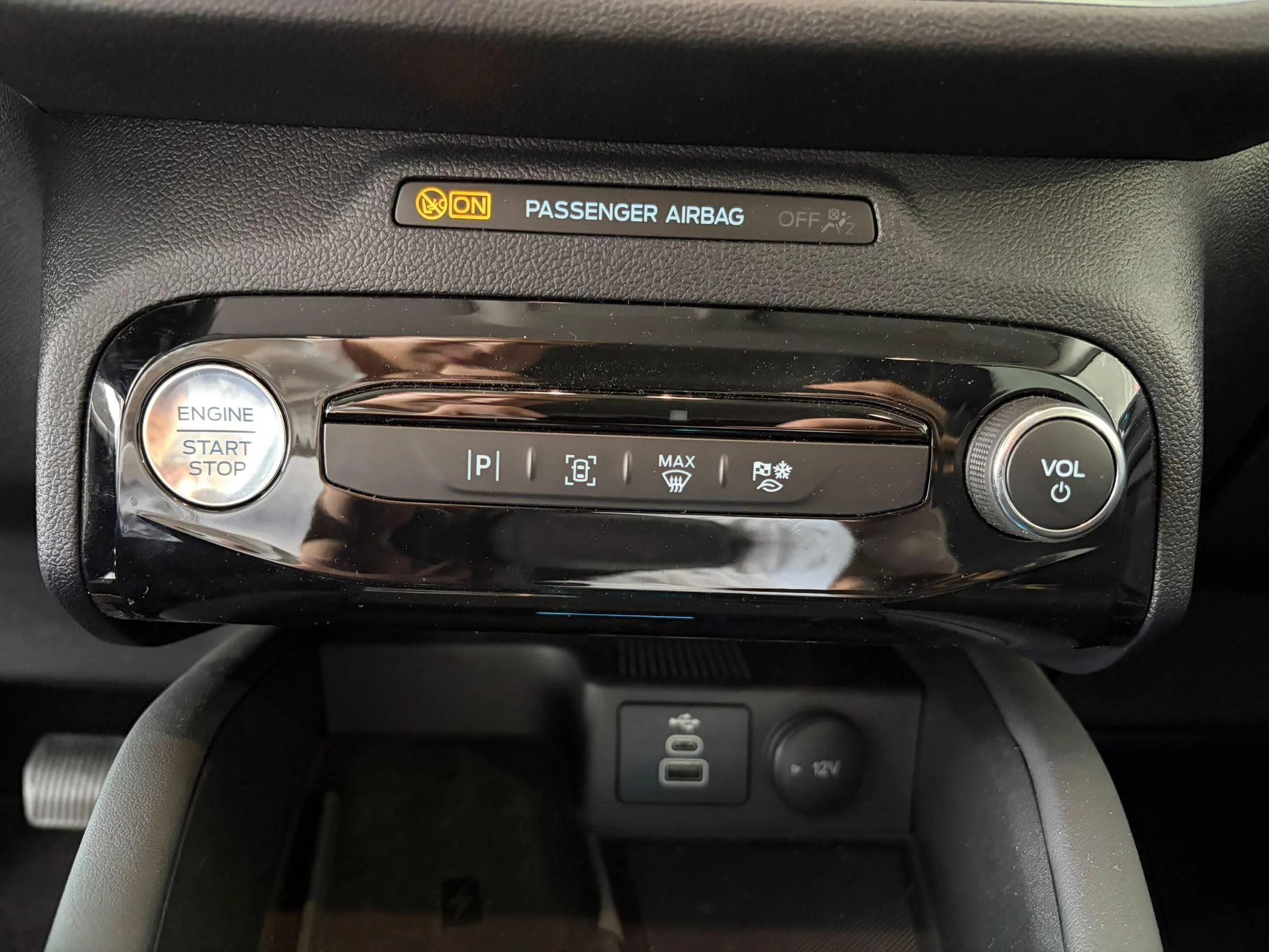 Ford-Kuga-image-13