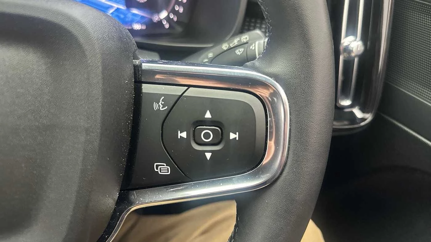 Volvo-XC40-image-23