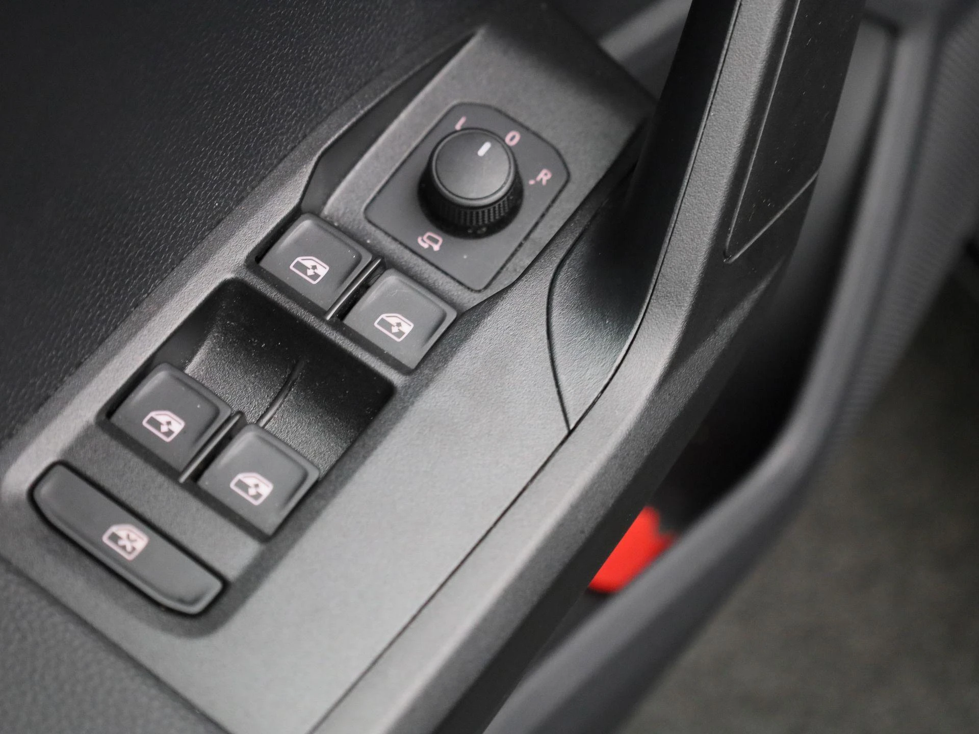 SEAT-Ibiza-image-29