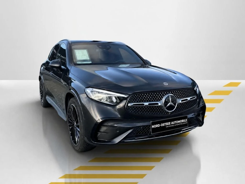 Mercedes-Benz-GLC 300 d-image-17