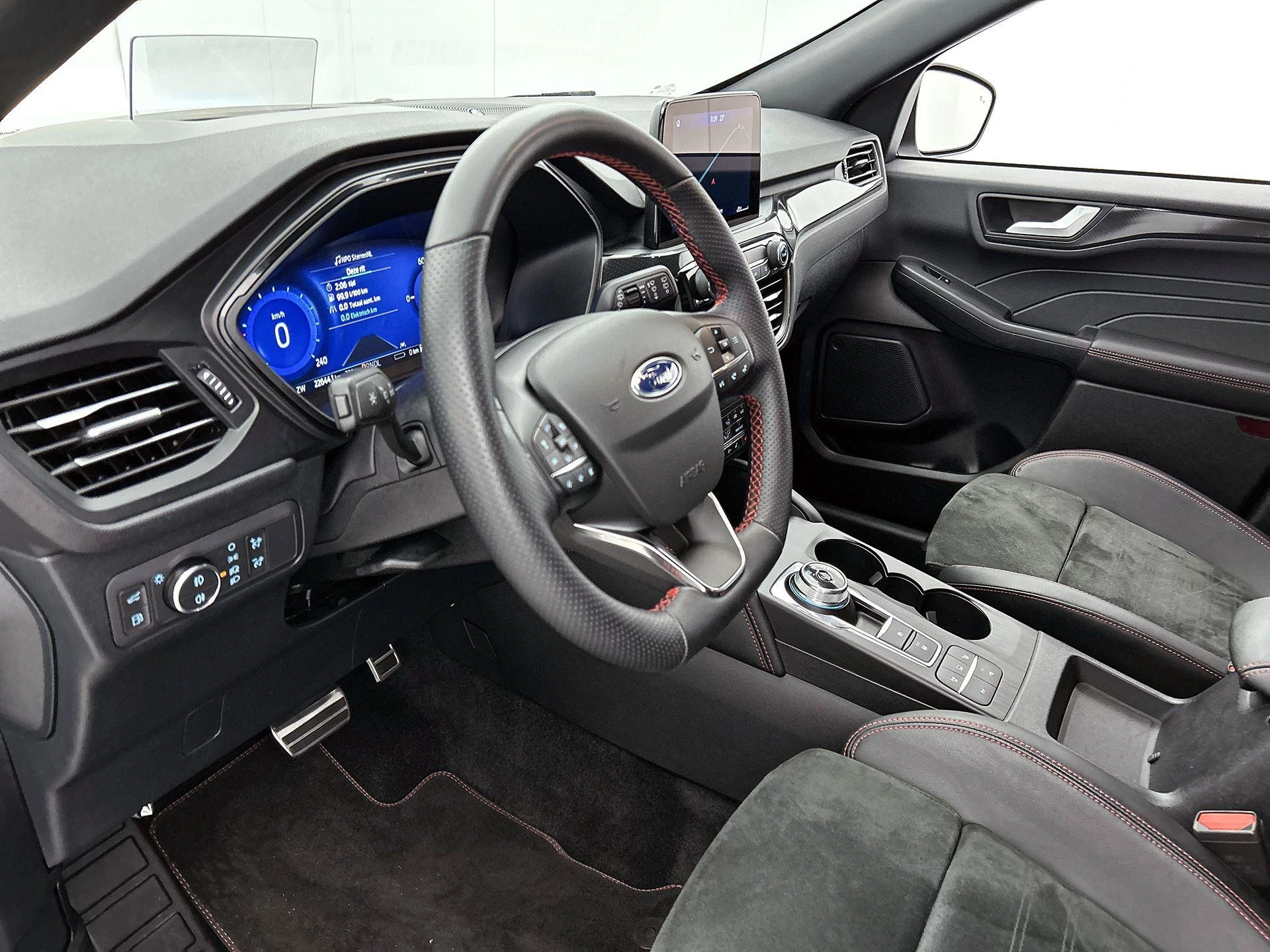 Ford-Kuga-image-19