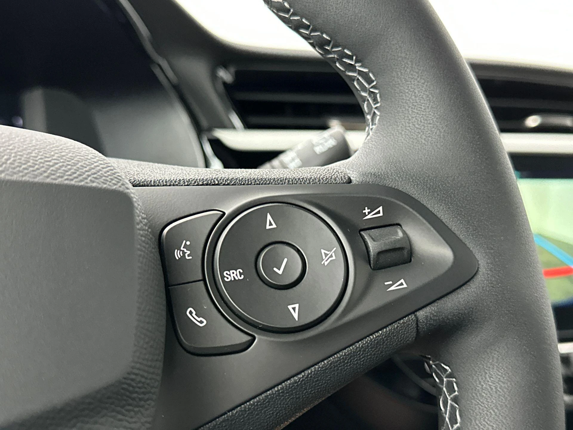 Opel-Corsa-image-13