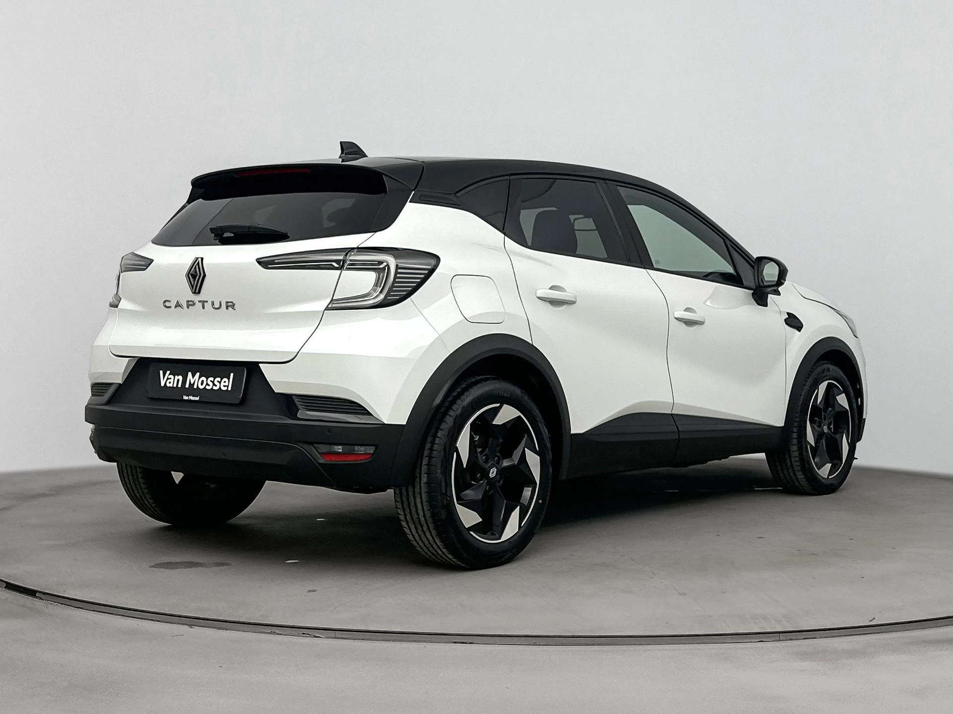Renault-Captur-image-3