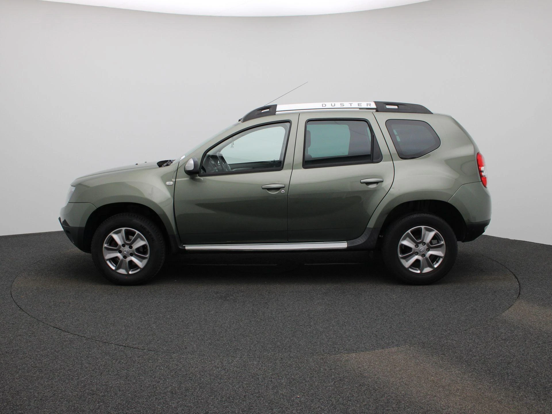 Dacia-Duster-image-4
