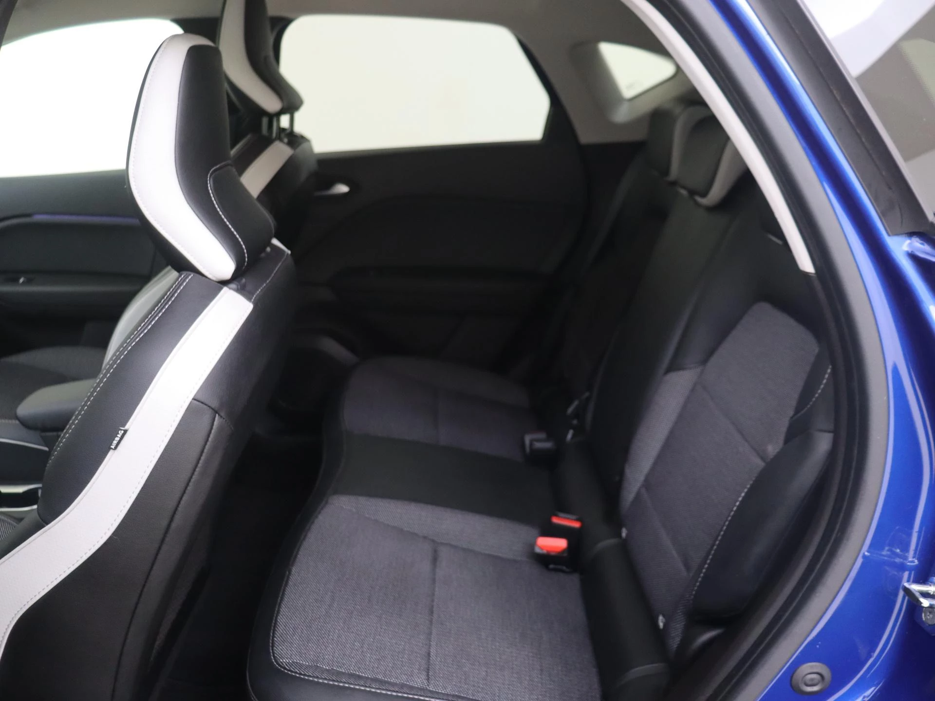 Renault-Captur-image-12