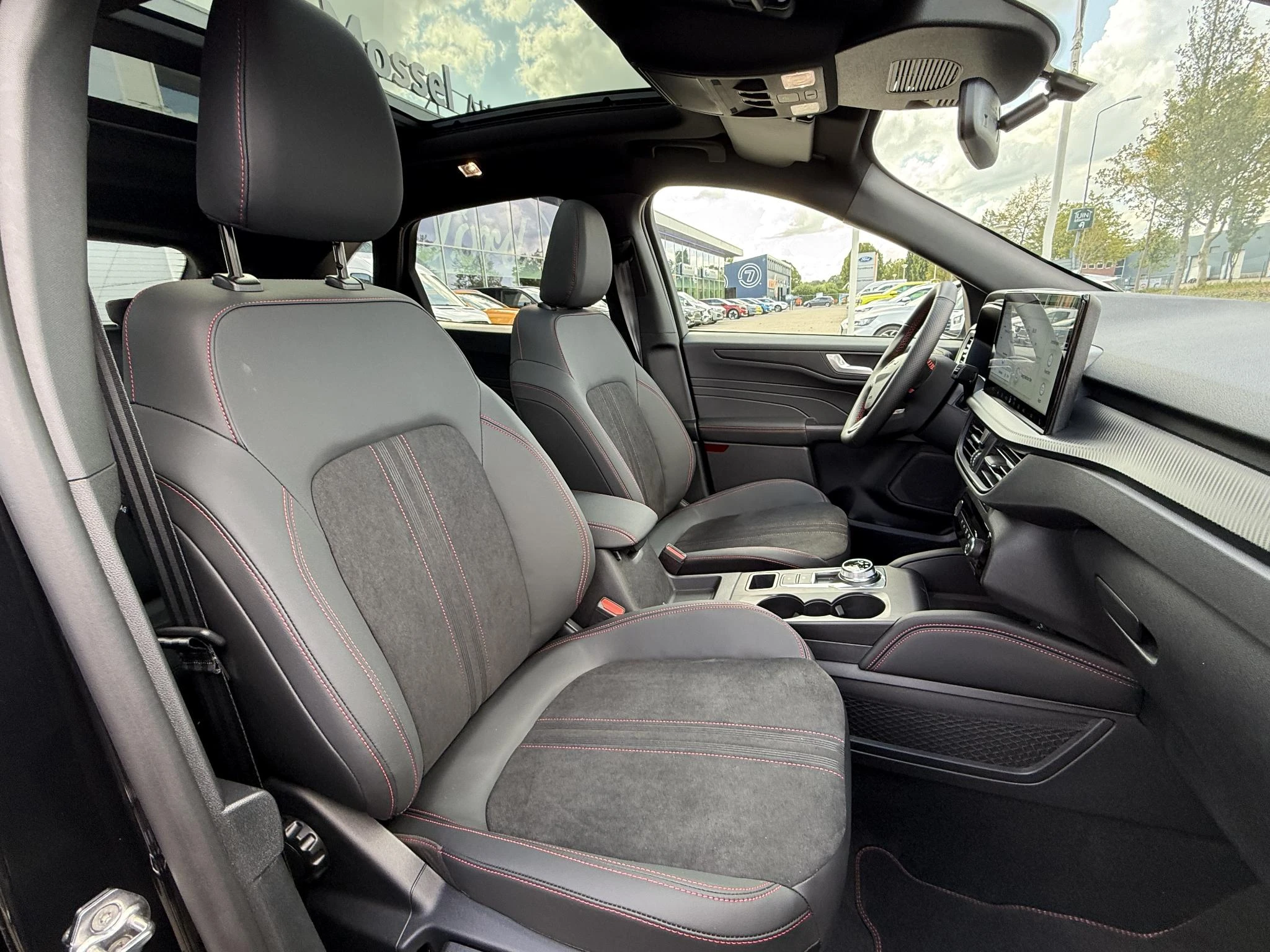 Ford-Kuga-image-7