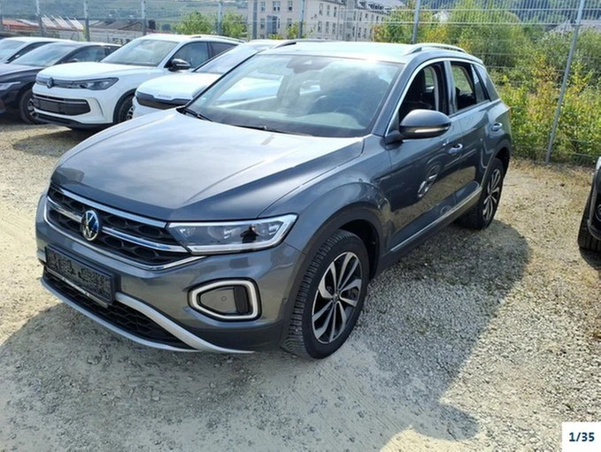 Volkswagen-T-Roc-image-0