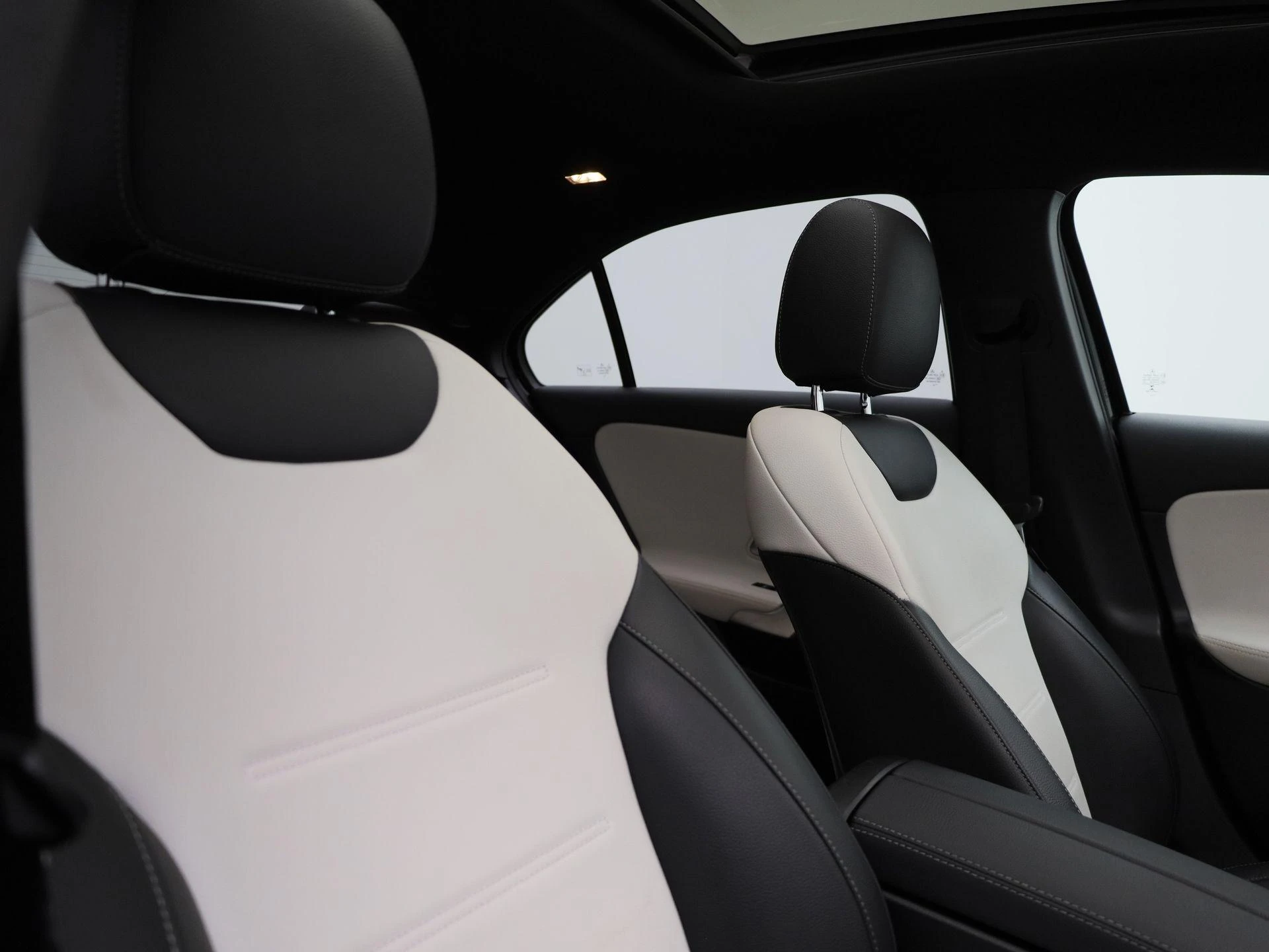 Mercedes-Benz A-Klasse 250 Premium