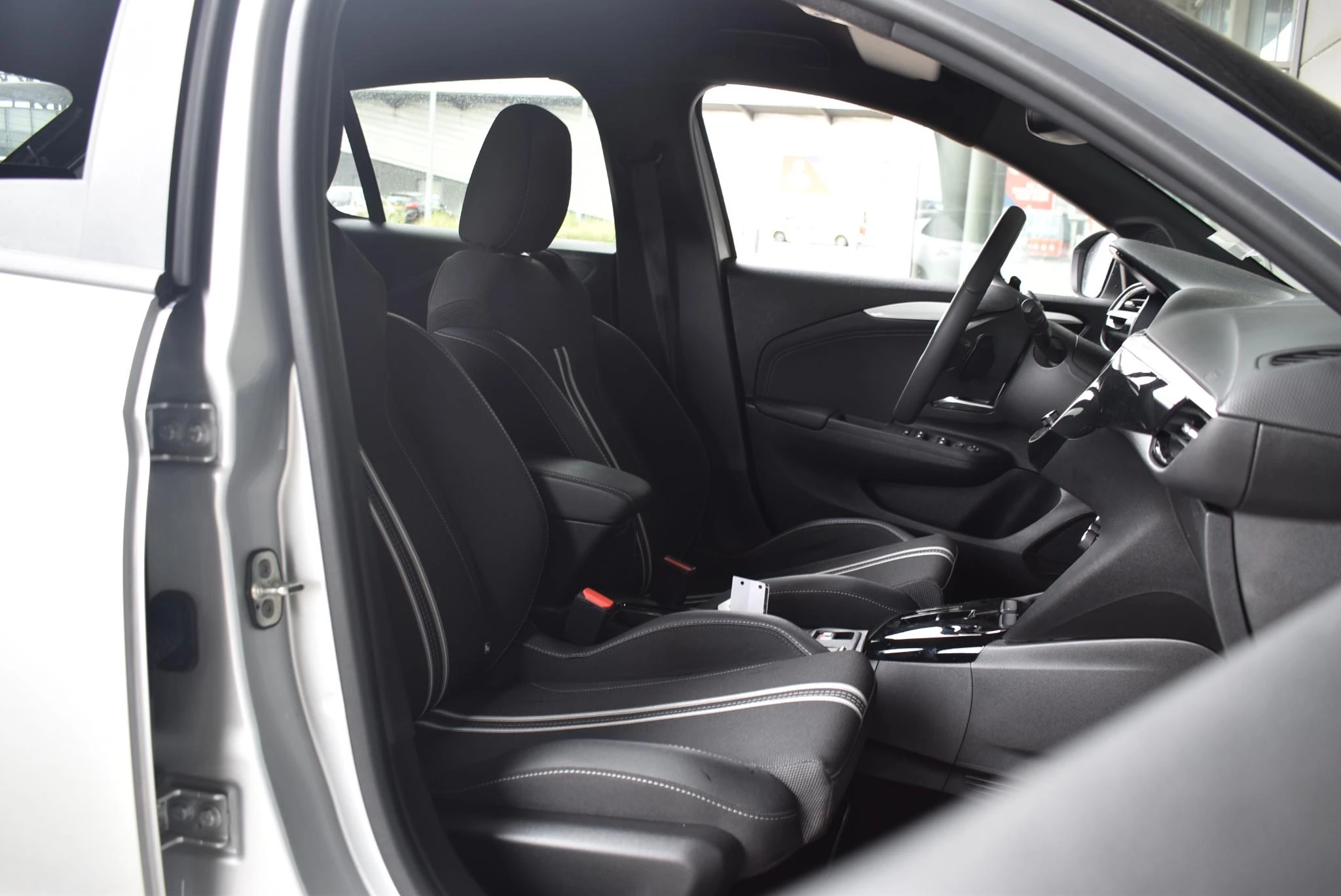 Opel-Corsa-image-17
