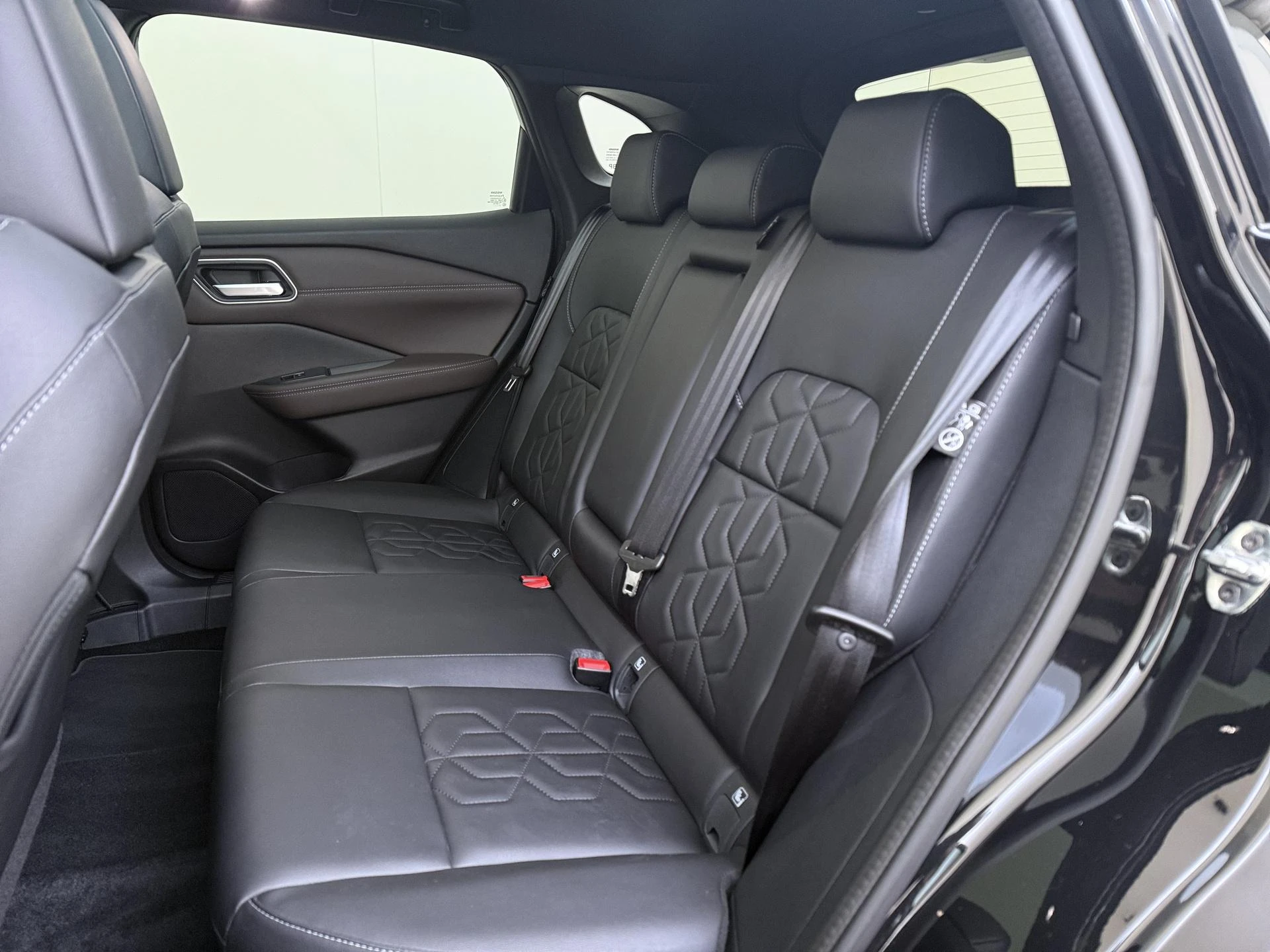 Nissan-QASHQAI-image-15