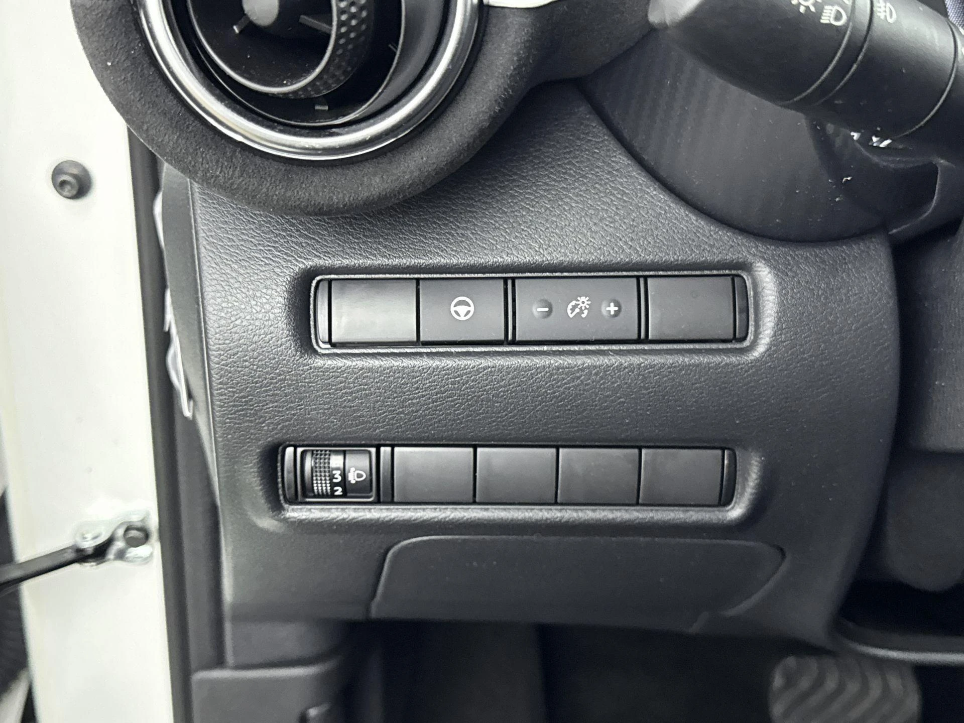 Nissan-Juke-image-14