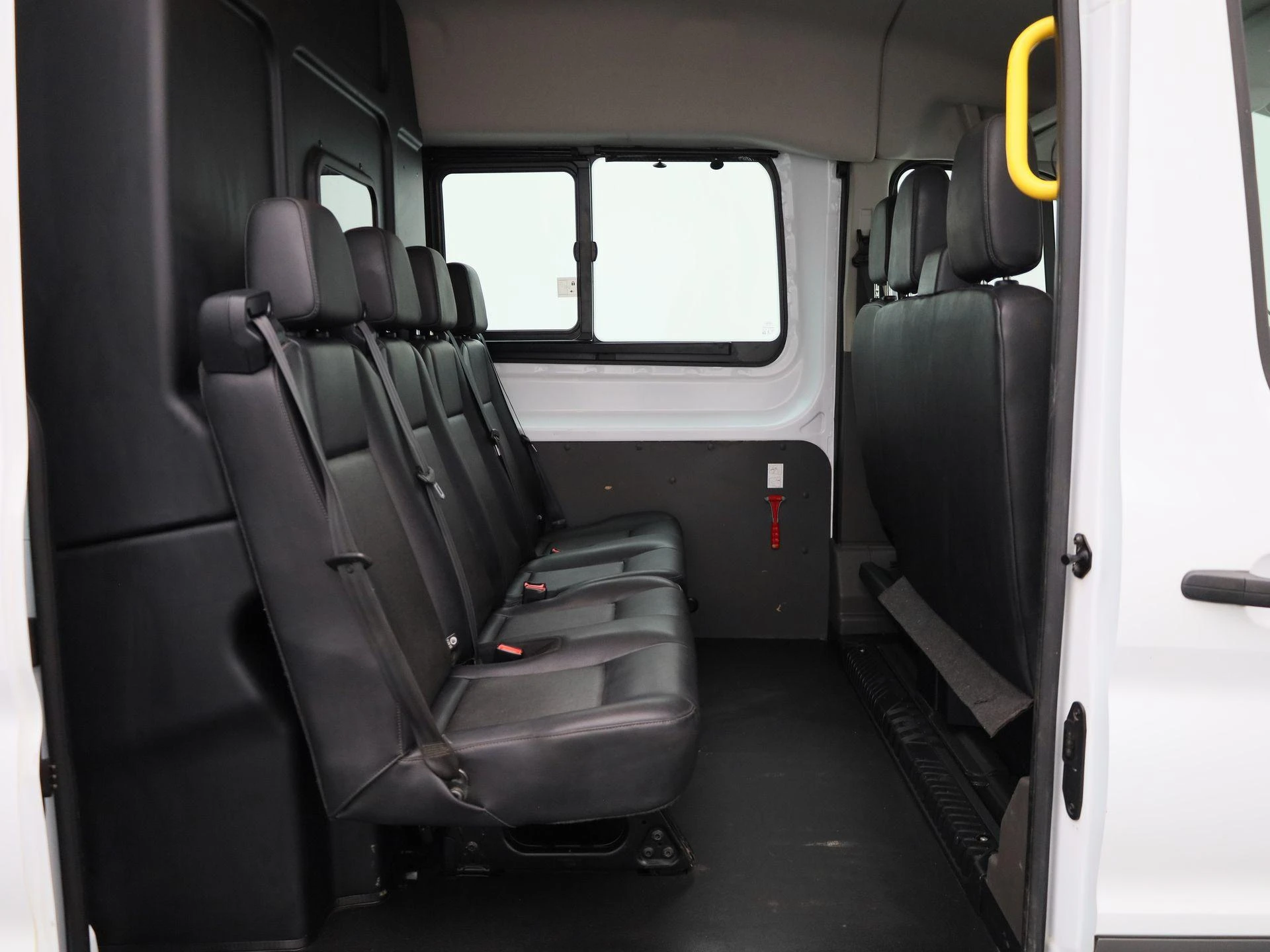 Ford Transit 350L 2.0TD 130pk 96kW M6 Trend