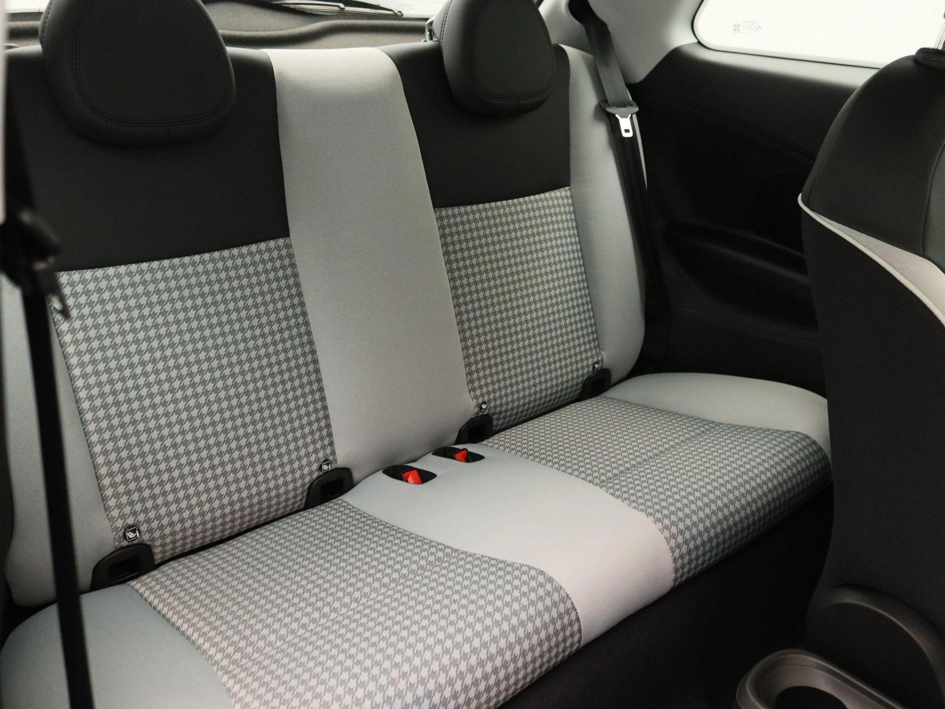 Fiat-500-image-23