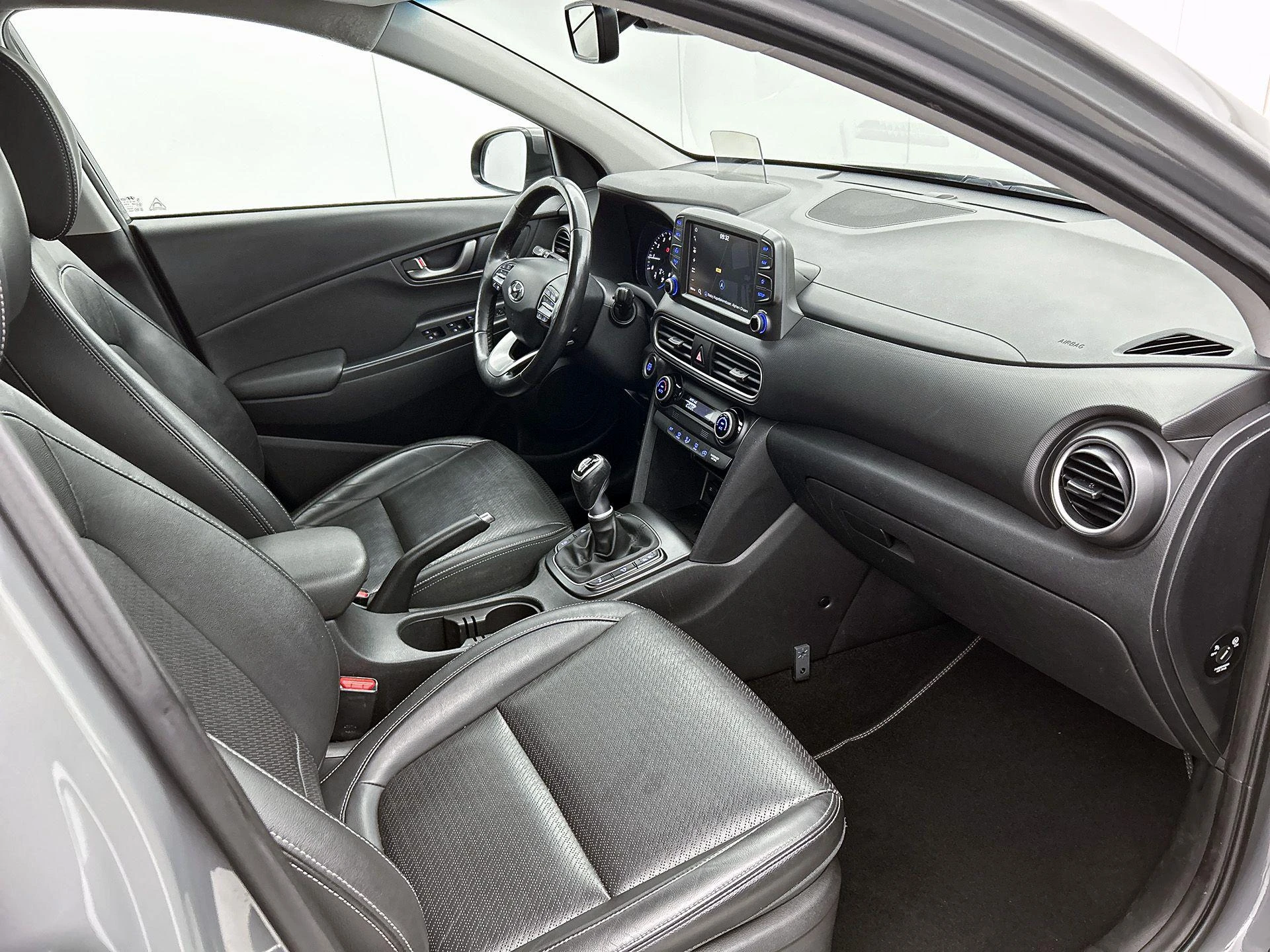 Hyundai-Kona-image-21
