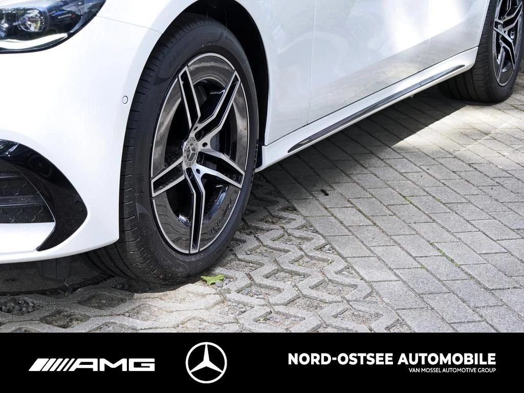 Mercedes-Benz E-Klasse 300 e 4M AMG AHK NIGHT DISTRO BURMESTER 360° AMG Line