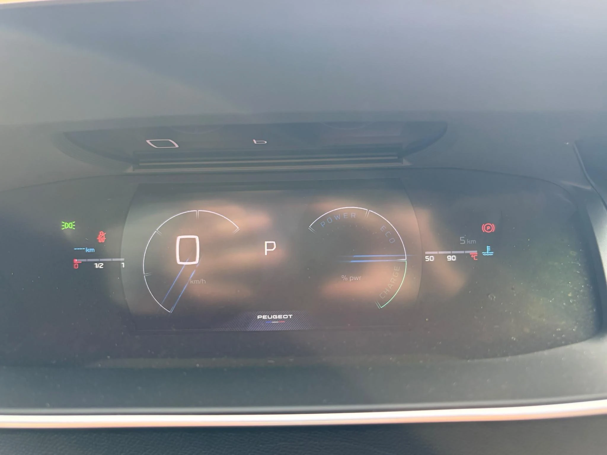 Peugeot-2008-image-7