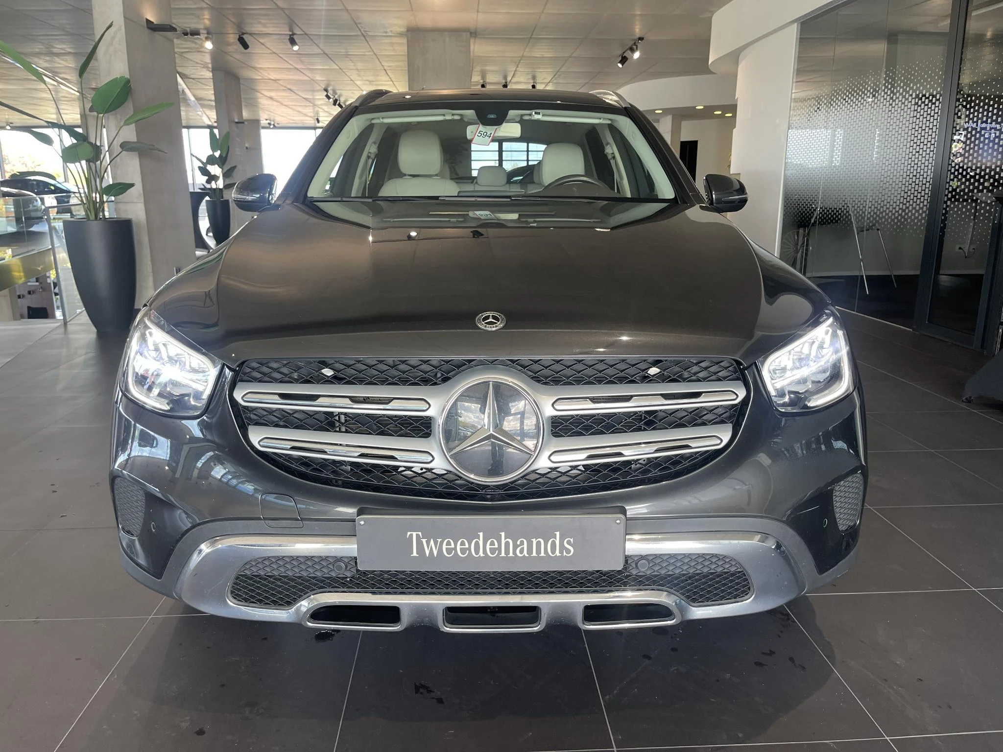 Mercedes-Benz-GLC-image-3
