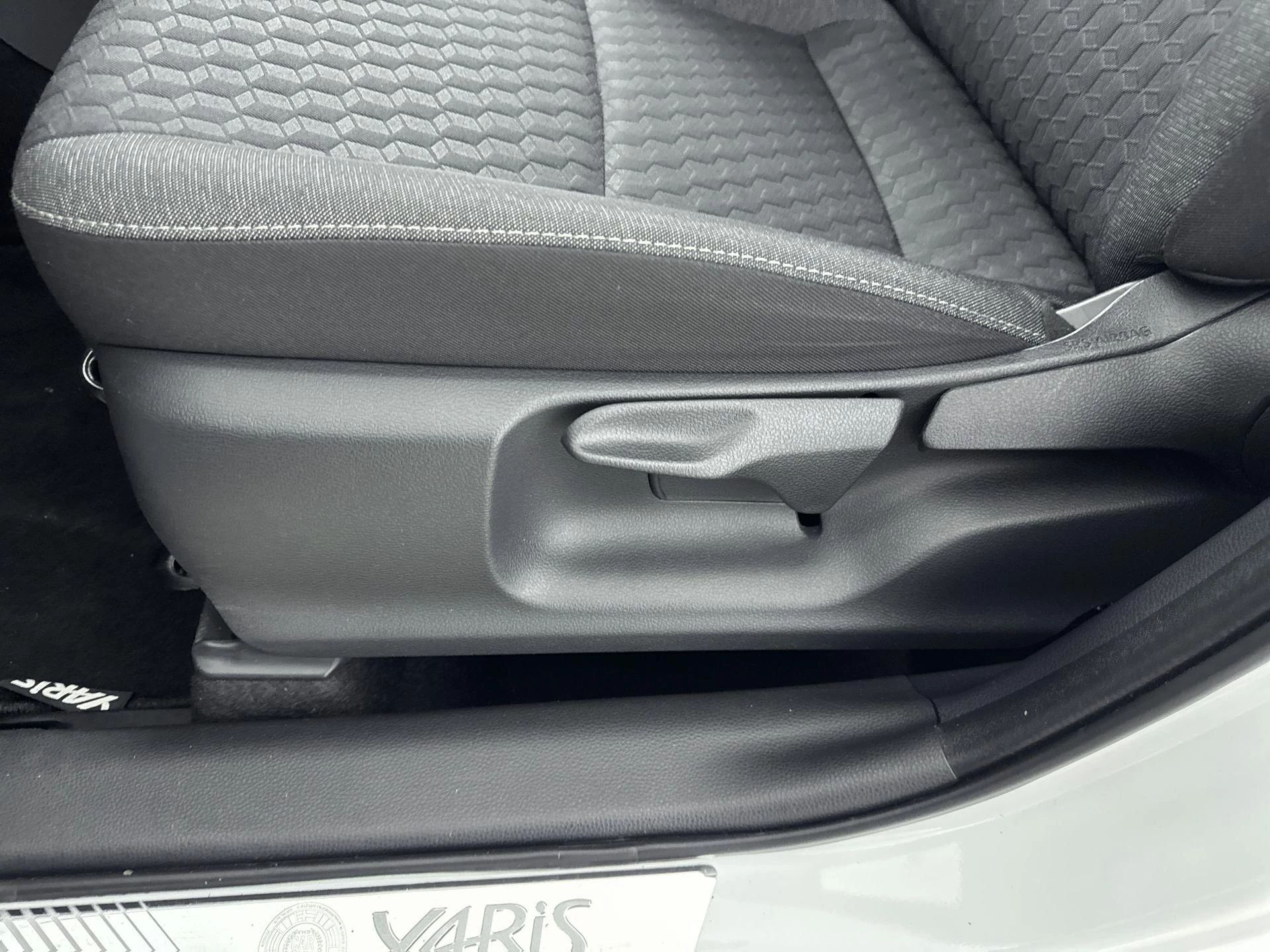 Toyota-Yaris-image-17